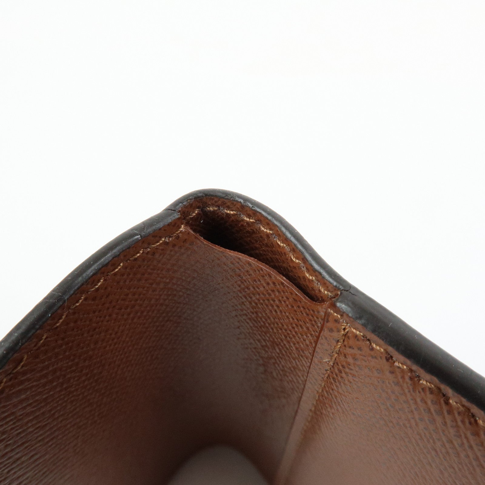 Louis Vuitton Monogram Portefeuille Victorine Tri-fold Wallet M62472