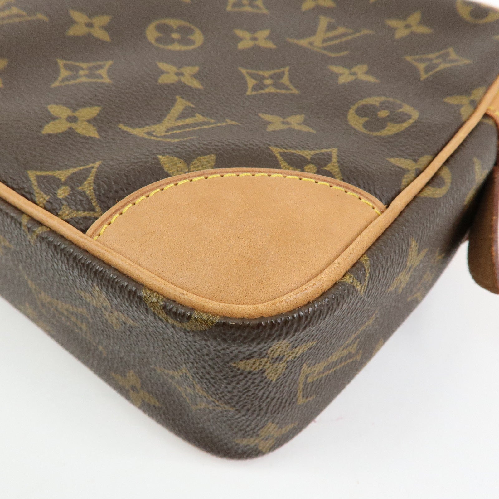 Louis Vuitton Monogram Compiegne 28 Pouch Clutch Bag Brown M51845