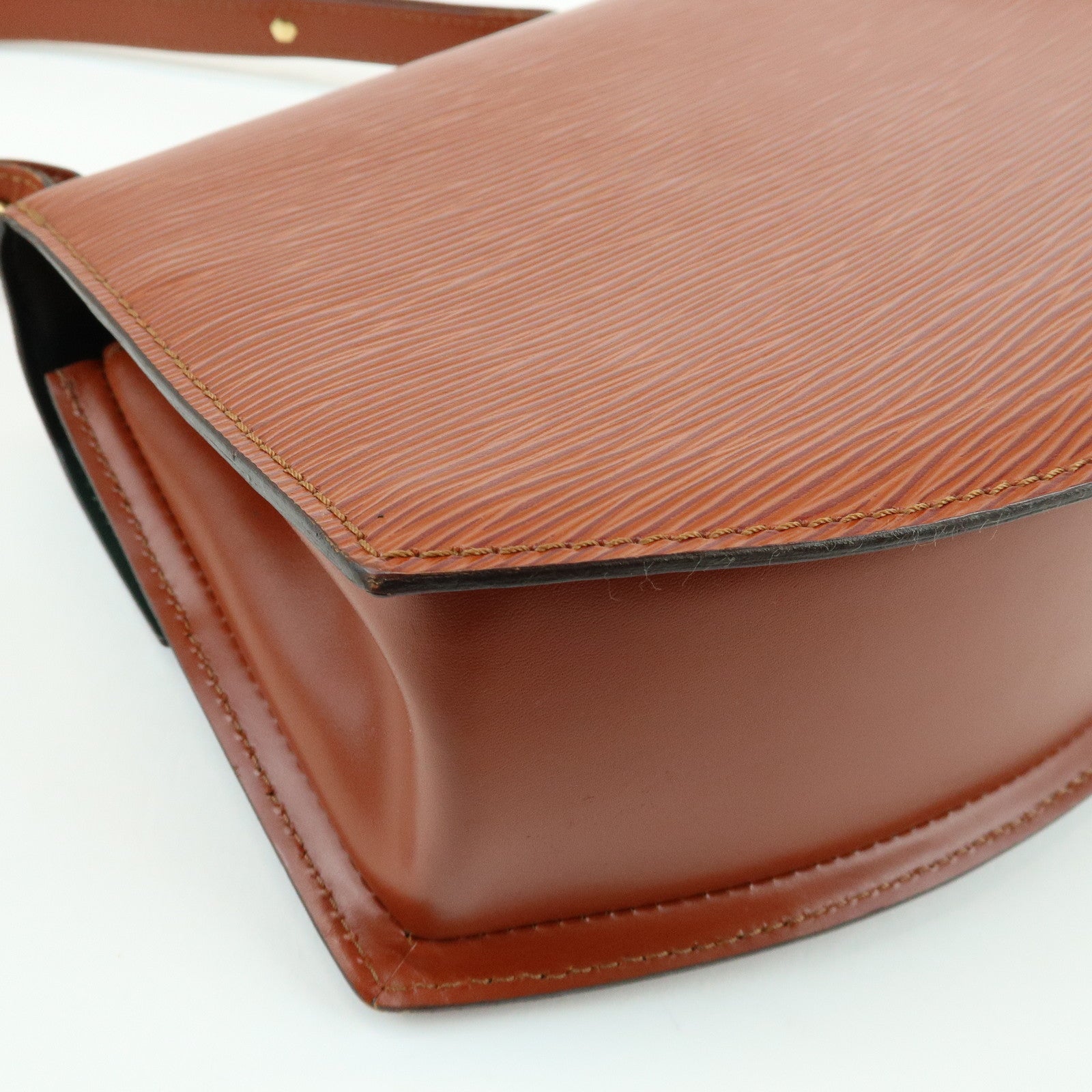 Louis Vuitton Epi Tilsitt Leather Shoulder Bag Kenya Brown M52483