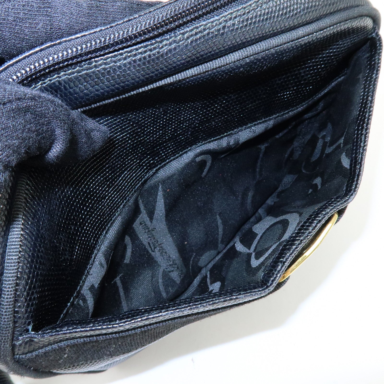 Ferragamo Vara Embossed Leather Shoulder Crossbody Bag Black