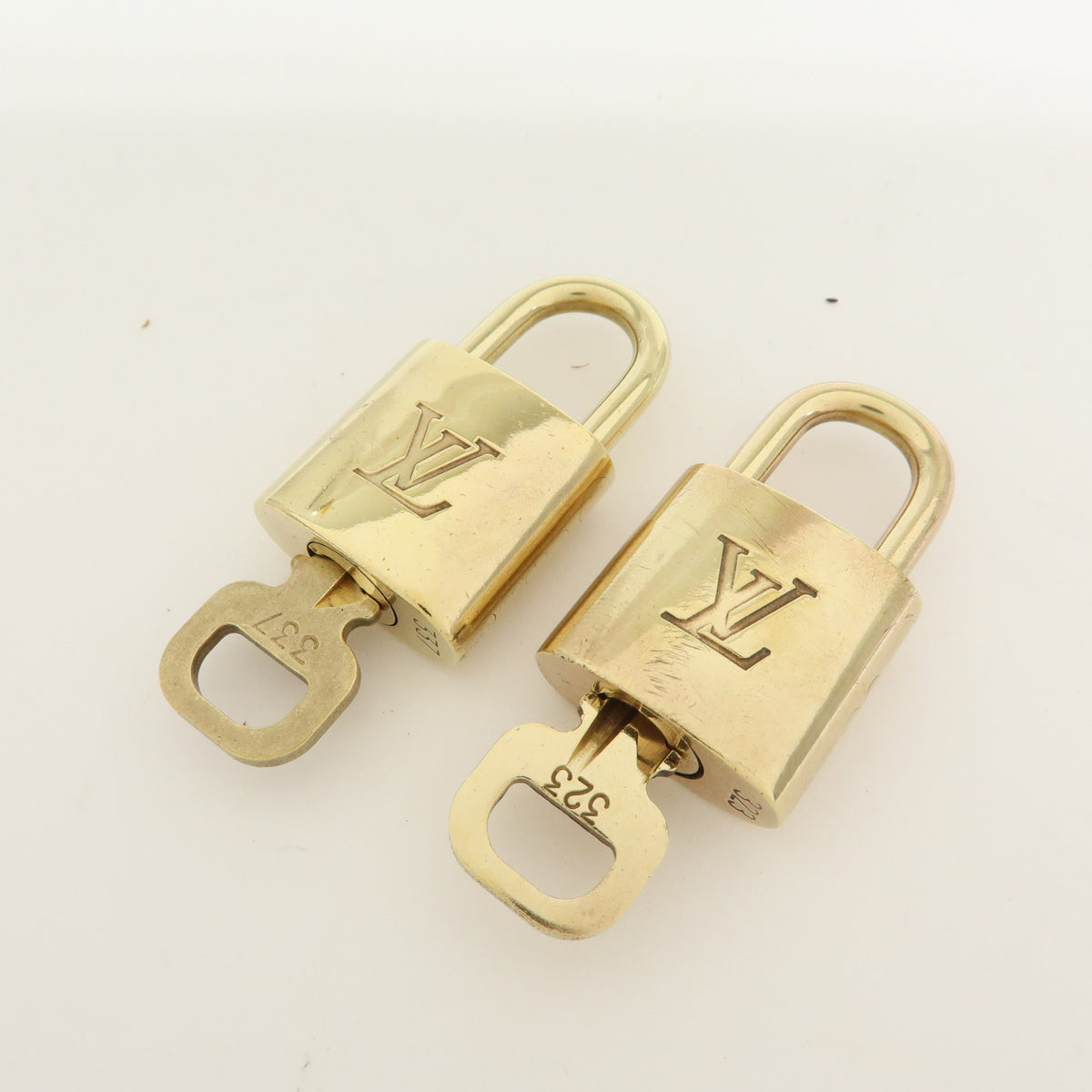 Louis Vuitton Lot of 10 Lock & Key Cadena Key Lock Gold