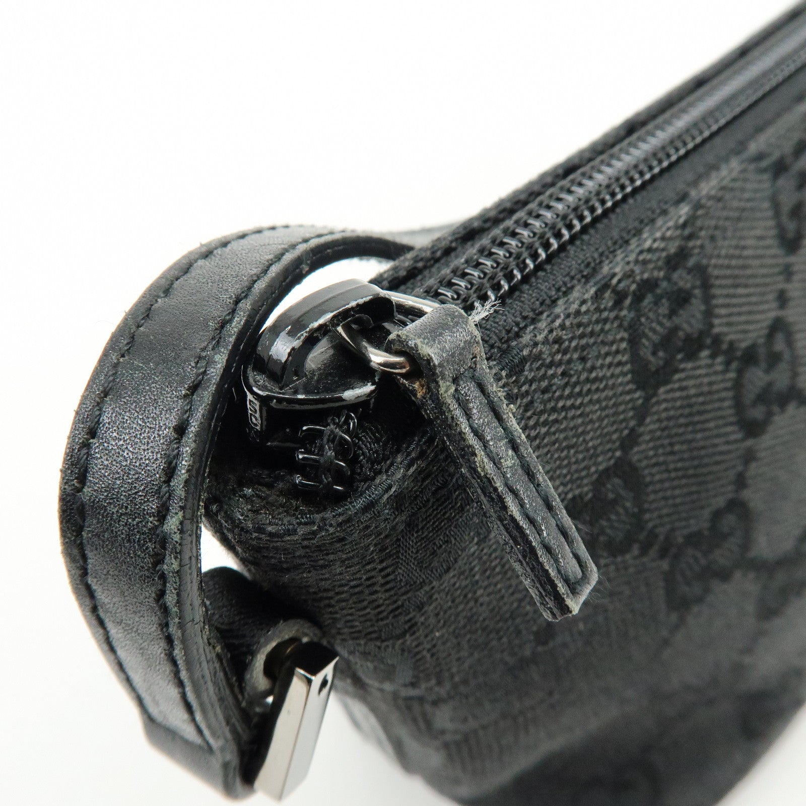GUCCI Boat Bag GG Canvas Leather Accessory Pouch Hand Bag Black 07198