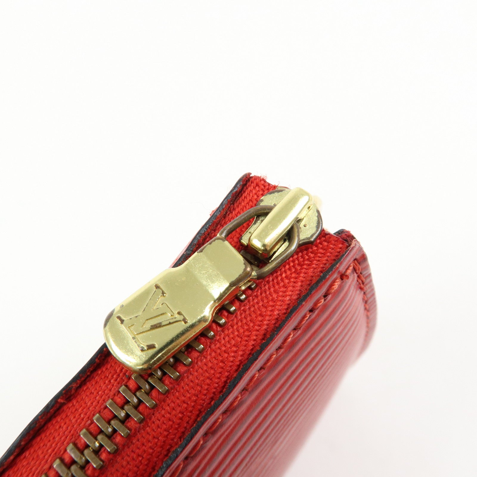 Louis Vuitton Epi Pochette Accessoires Hand Bag Castilian Red M52957