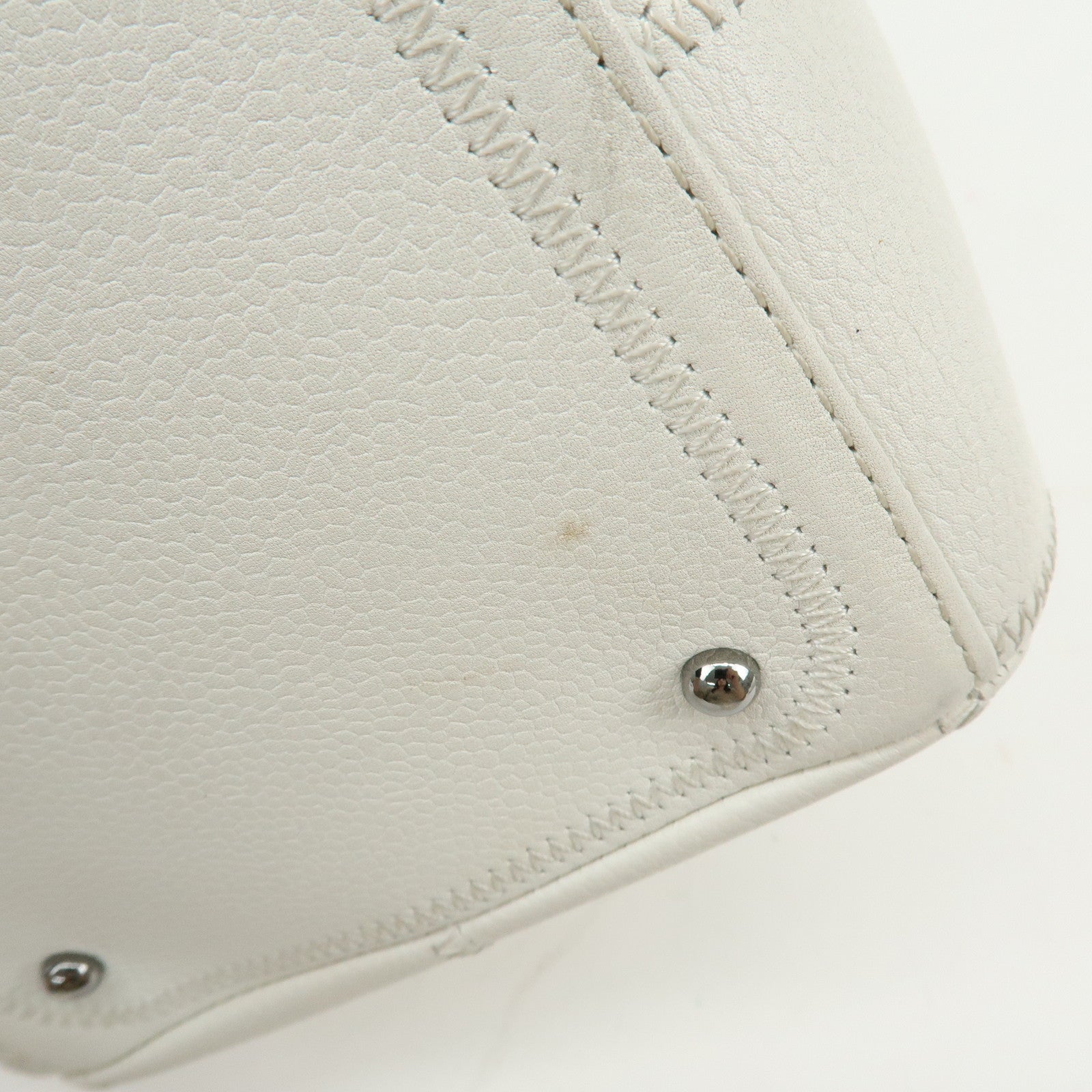 CHANEL Chocolate Bar COCO Mark Caviarskin Hand Bag Tote Bag White