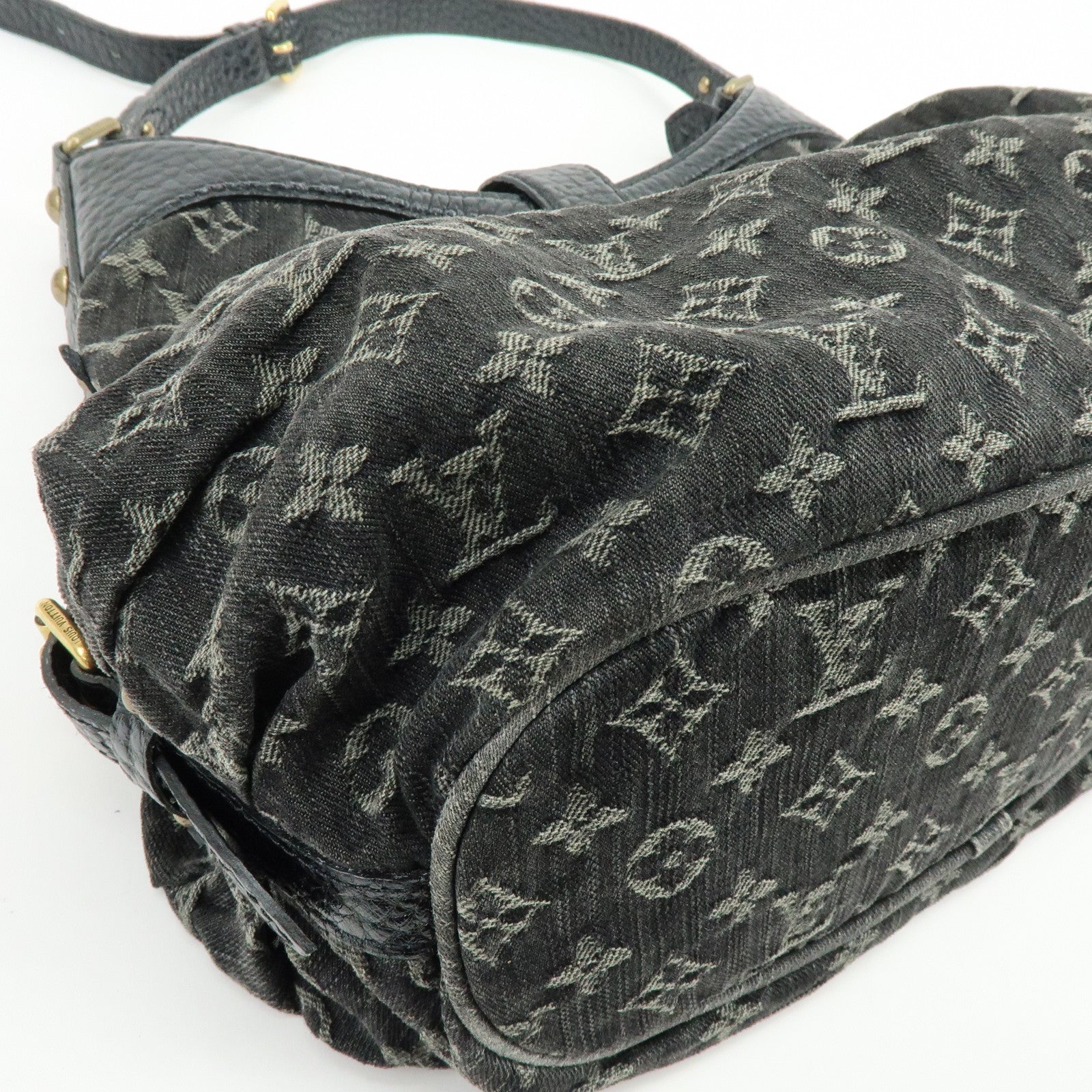 Louis Vuitton Monogram Denim XS Shoulder Crossbody Bag Noir M95608