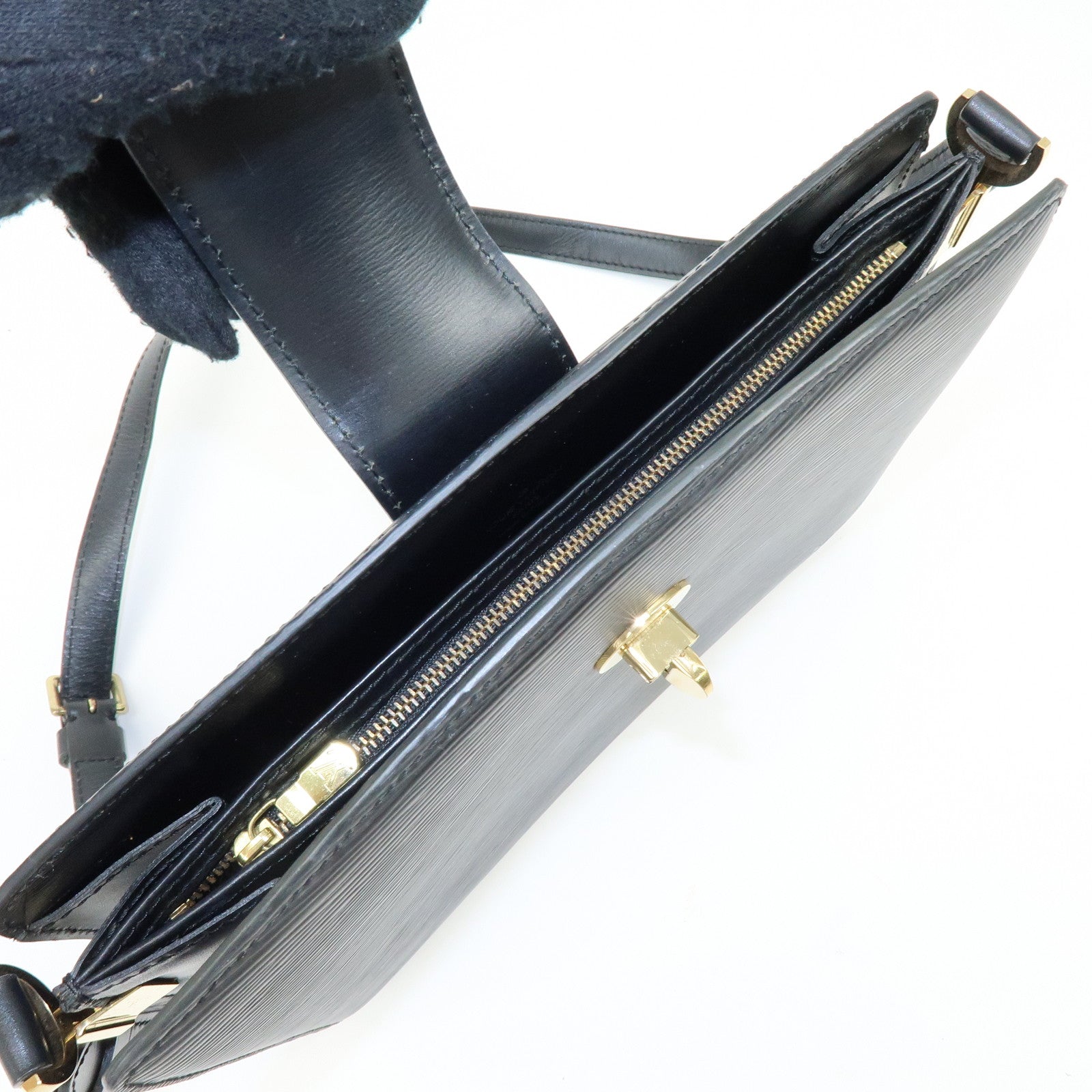 Louis Vuitton Epi Capuchin Shoulder Crossbody Bag Noir Black M52342