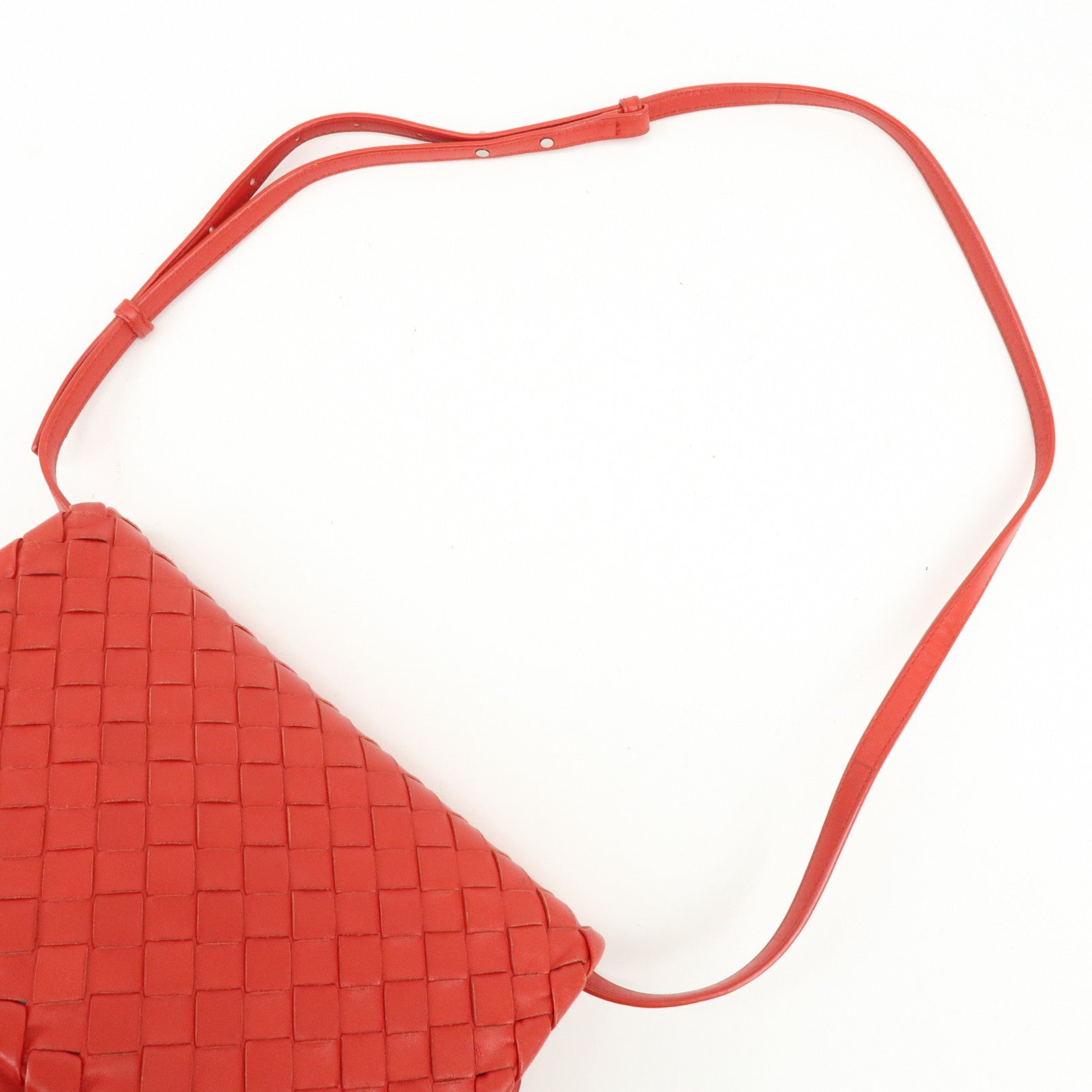 BOTTEGA VENETA Intrecciato Leather Shoulder Bag Crossbody Bag Red