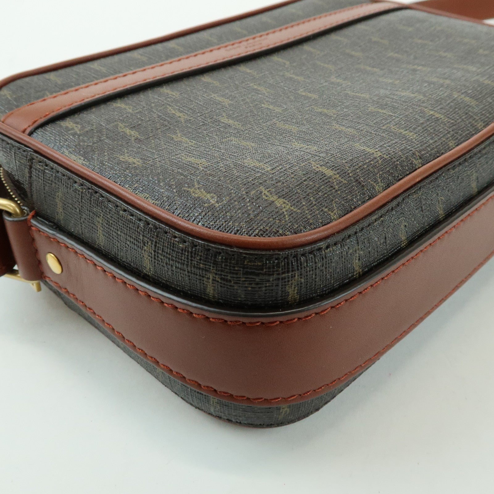 SAINT LAURENT PARIS Le Monogramme Camera Bag Shoulder Bag 669957