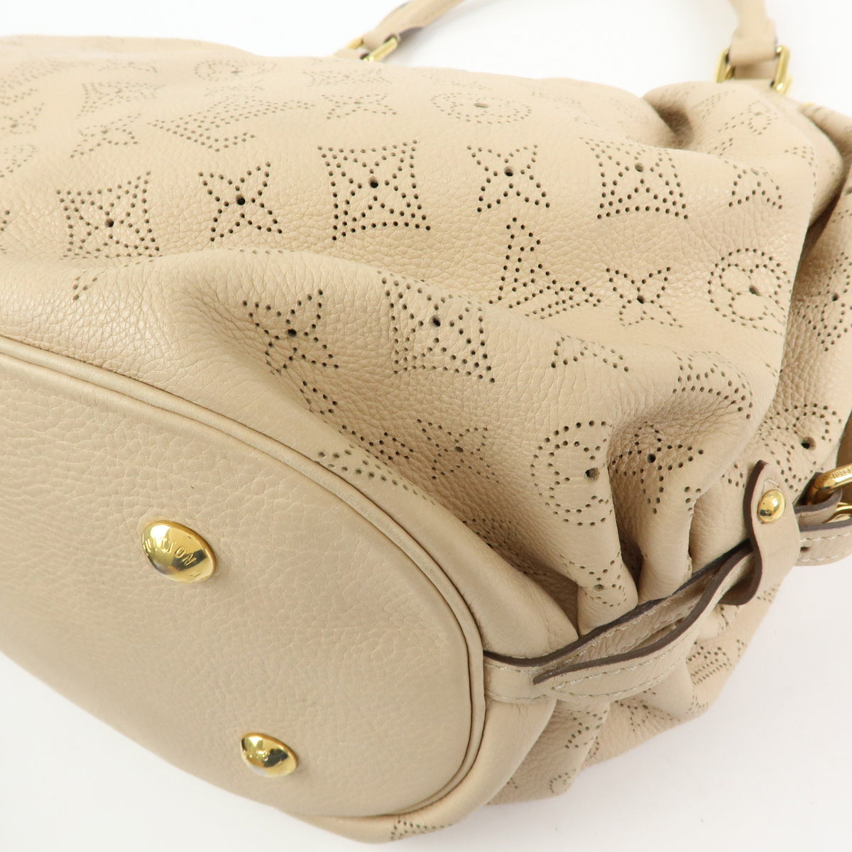 Louis Vuitton Monogram Mahina L Shoulder Hand Bag Sable M93979