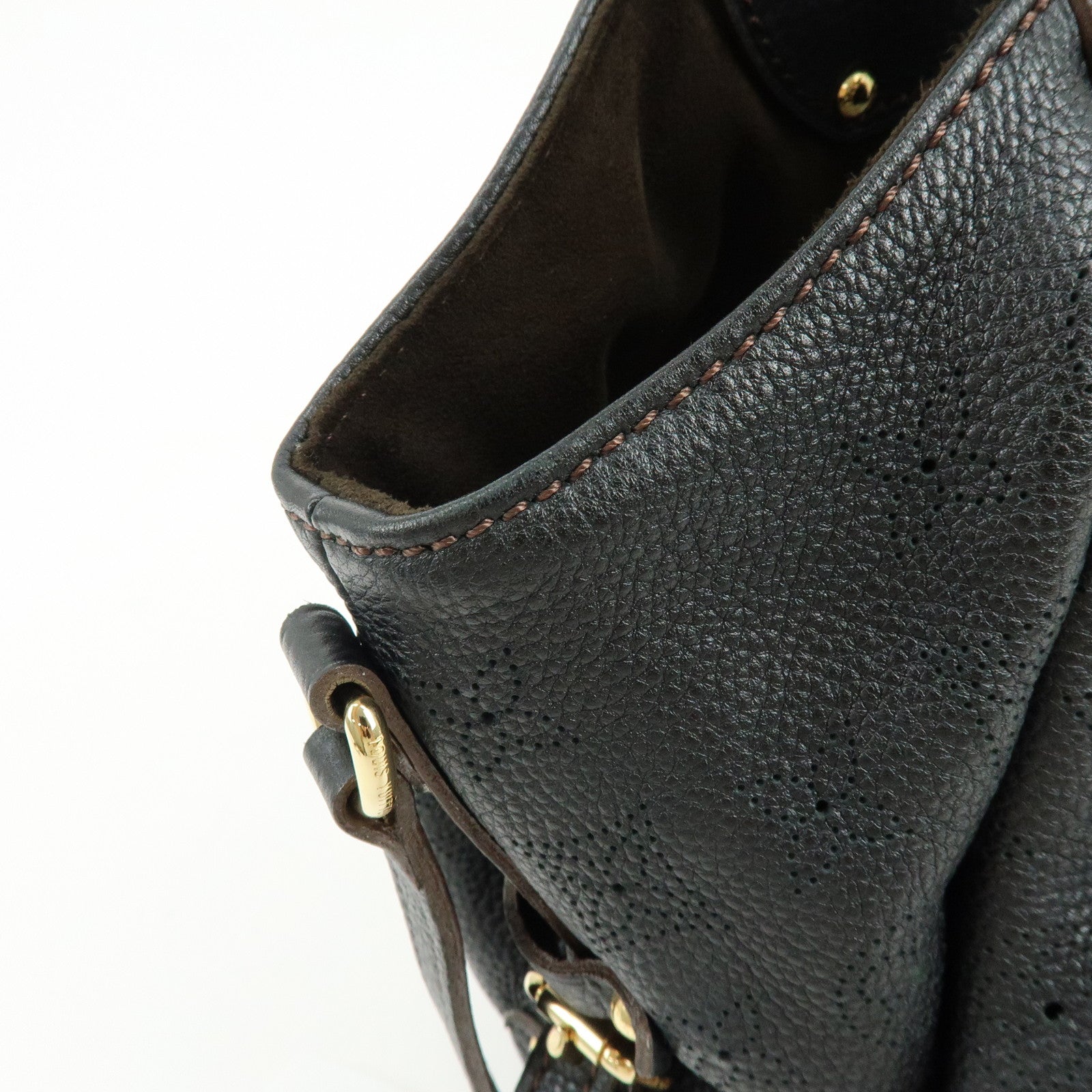 Louis Vuitton Monogram Mahina L Shoulder Bag Hand Bag Noir M95765