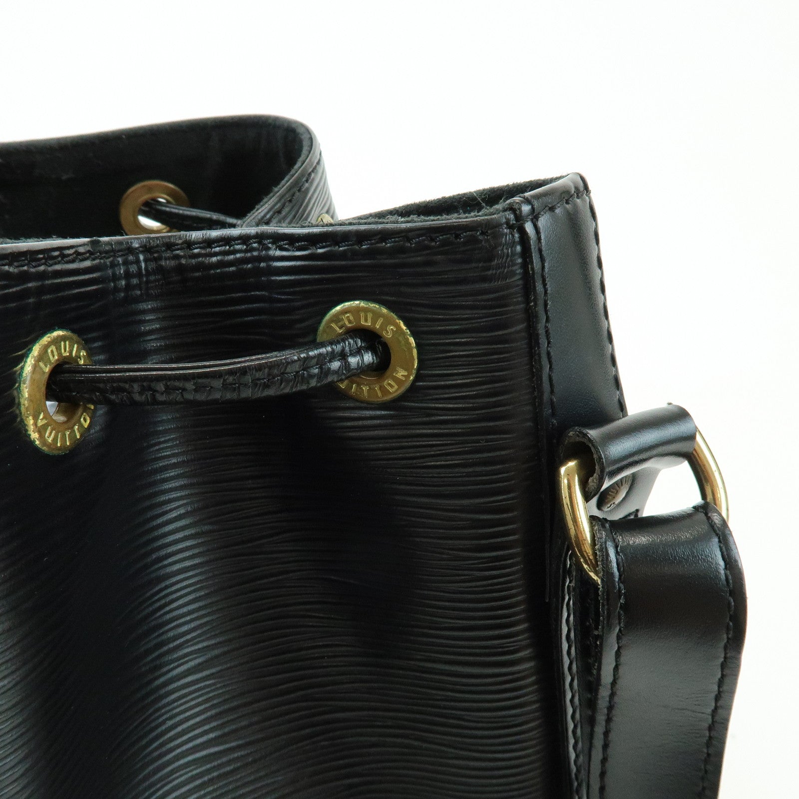 Louis Vuitton Epi Petit Noe Shoulder Bag Noir Black M44102