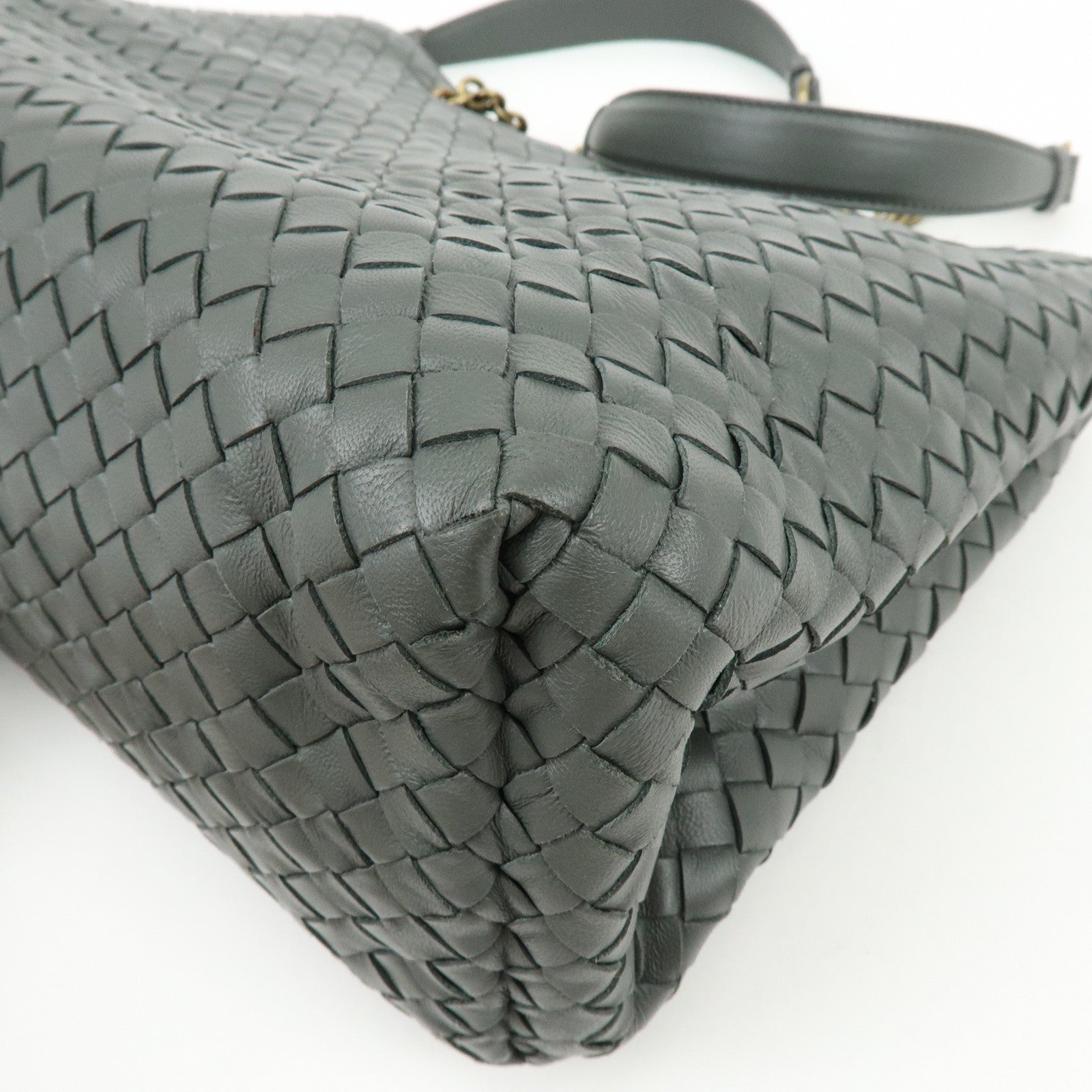 BOTTEGA VENETA Intrecciato Leather Chain Shoulder Bag Gray B07669596G