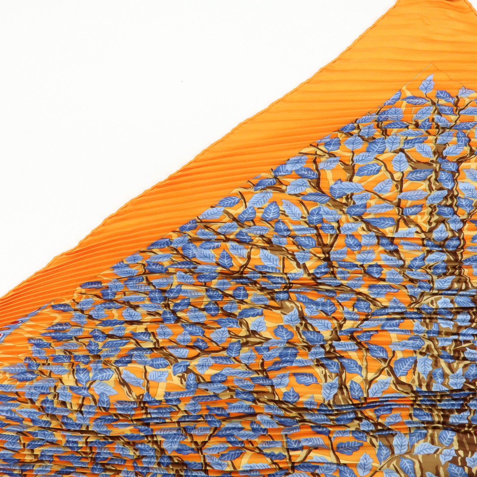HERMES Pleated Carre Silk 100% Scarf AXIS MUNDI Orange Light Blue