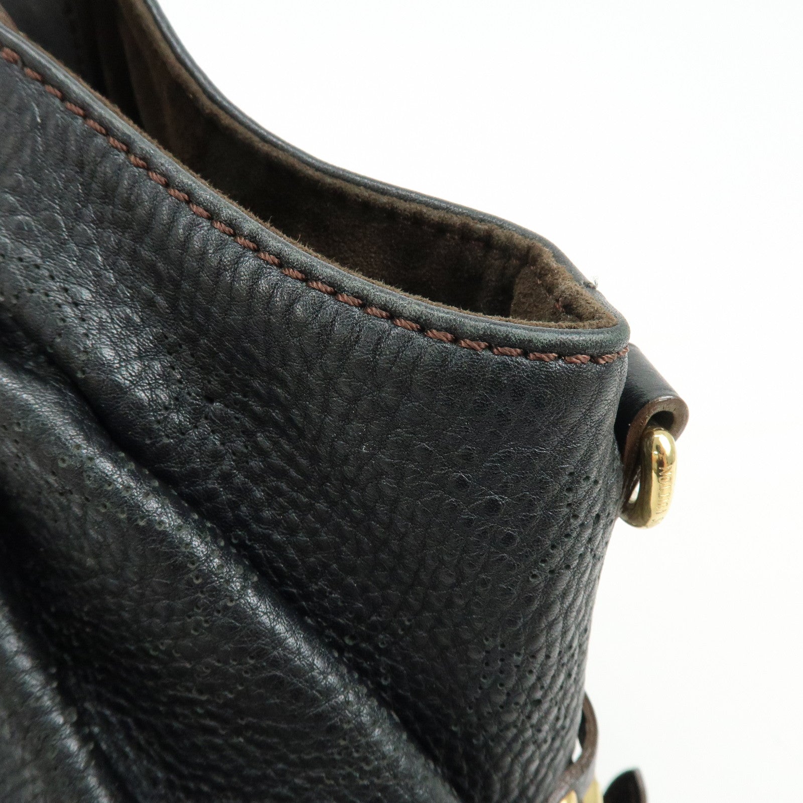 Louis Vuitton Monogram Leather Mahina L Shoulder Bag Noir M95765