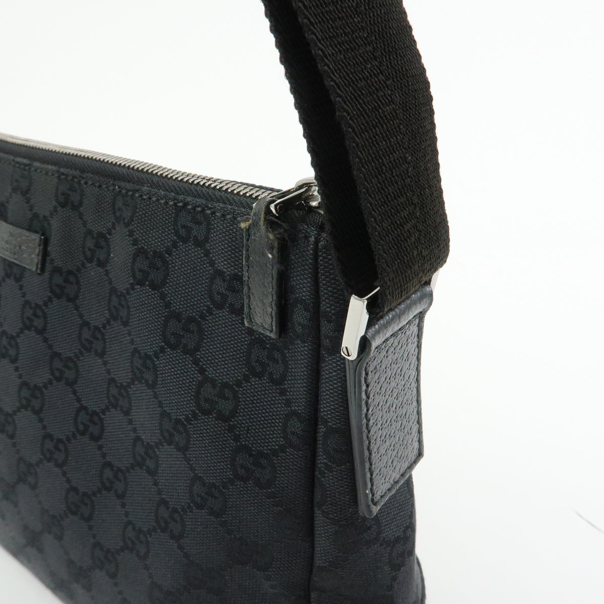 GUCCI GG Canvas Leather Shoulder Bag Crossbody Bag Black 114273
