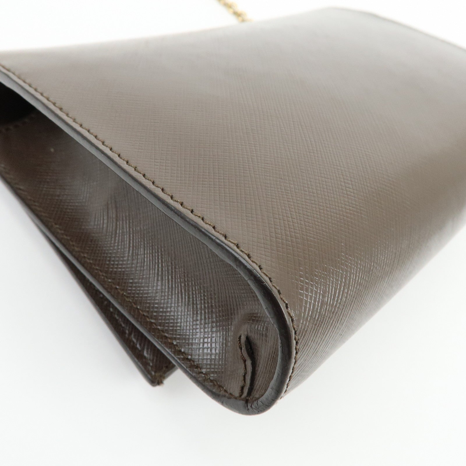 Ferragamo Vara Ribbon Embossed Leather Chain Shoulder Bag Brown