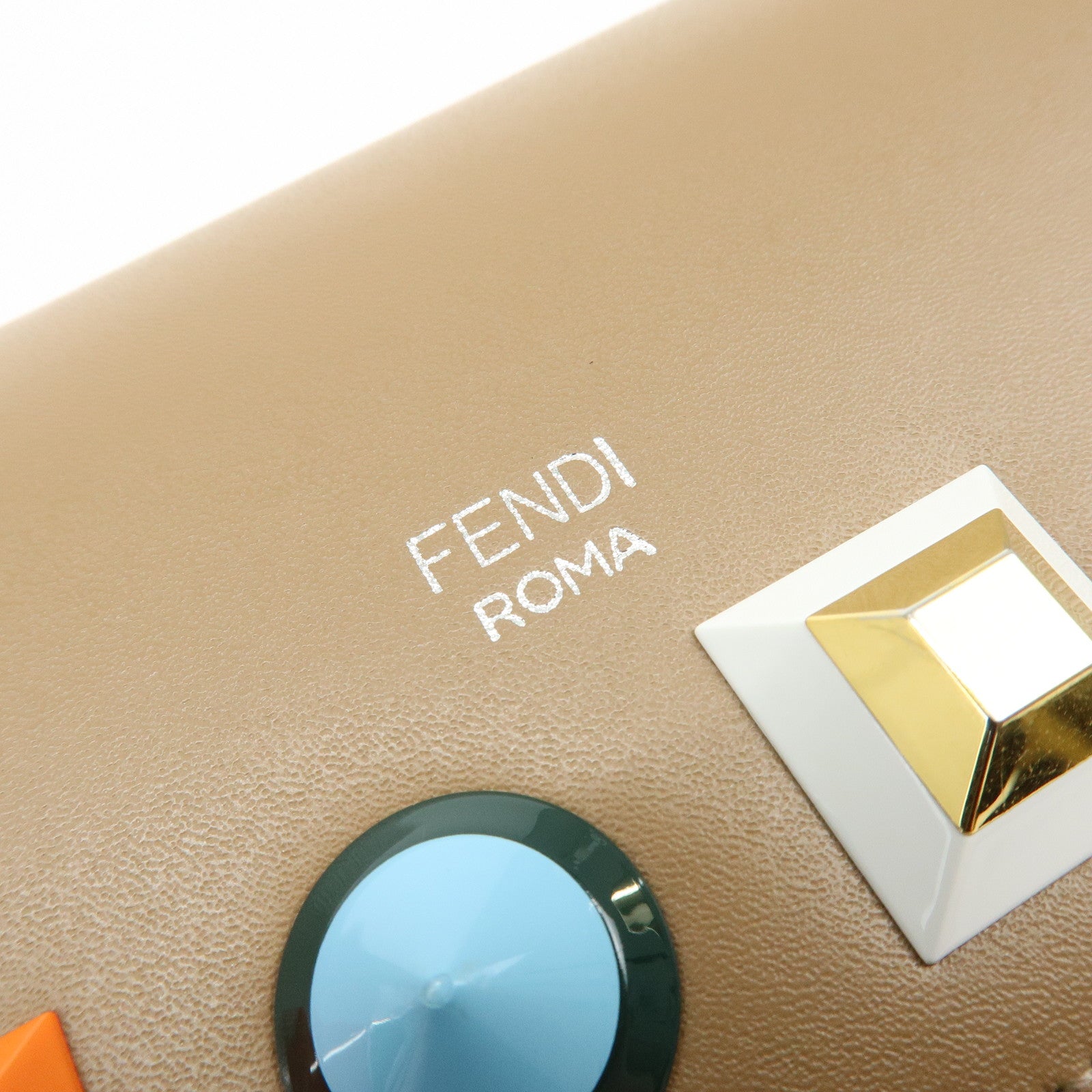 FENDI Leather Studs Chain Shoulder Wallet Long Wallet Beige 8M0365