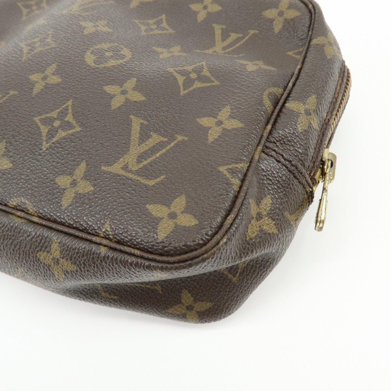 Louis Vuitton Monogram Trousse Toilette 23 Pouch M47524