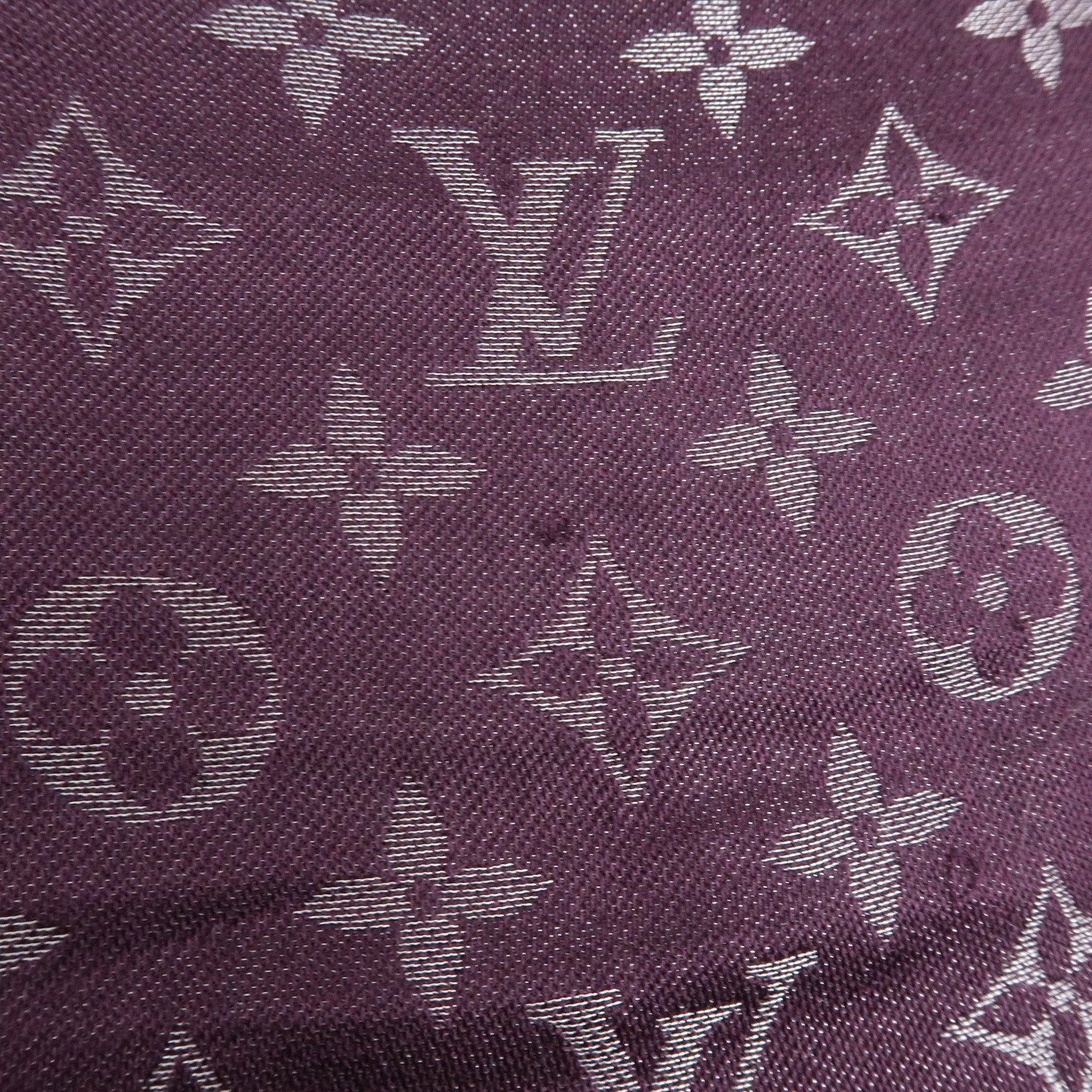 Louis Vuitton Shawl Monogram Silk Rayon Wool Scarf Amarante M75124