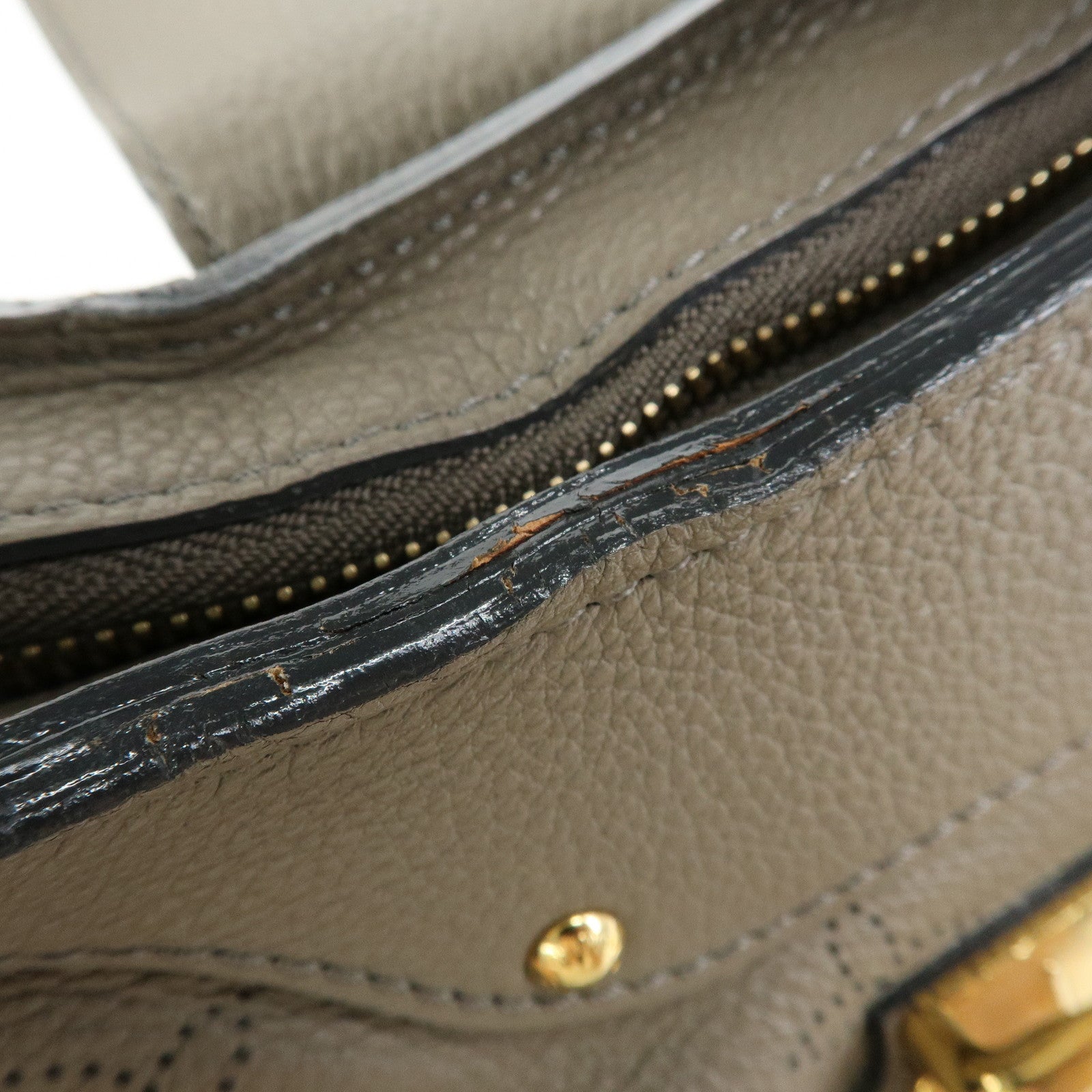 Louis Vuitton Monogram Mahina Solar PM Shoulder Bag Poudre M93455