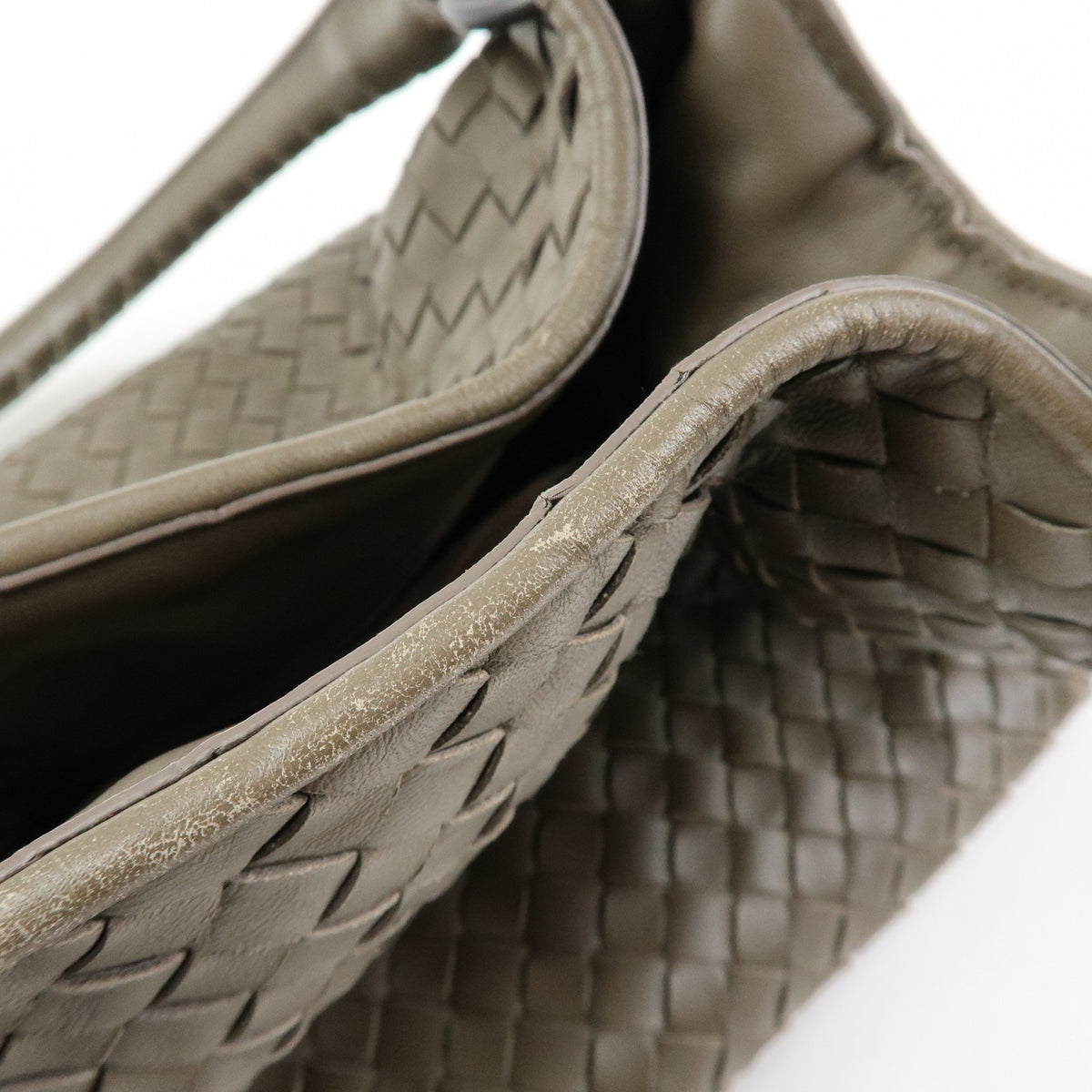 BOTTEGA VENETA Intrecciato Parachute Nappa Leather Shoulder Bag 428047