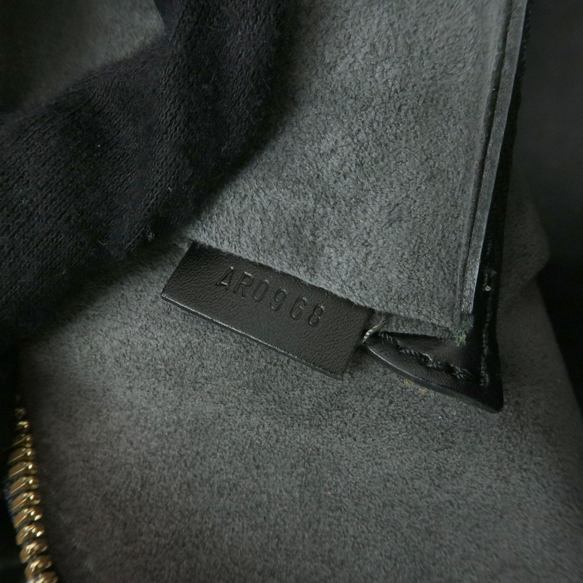 Louis Vuitton Epi Alma PM Hand Bag Noir Black M52142