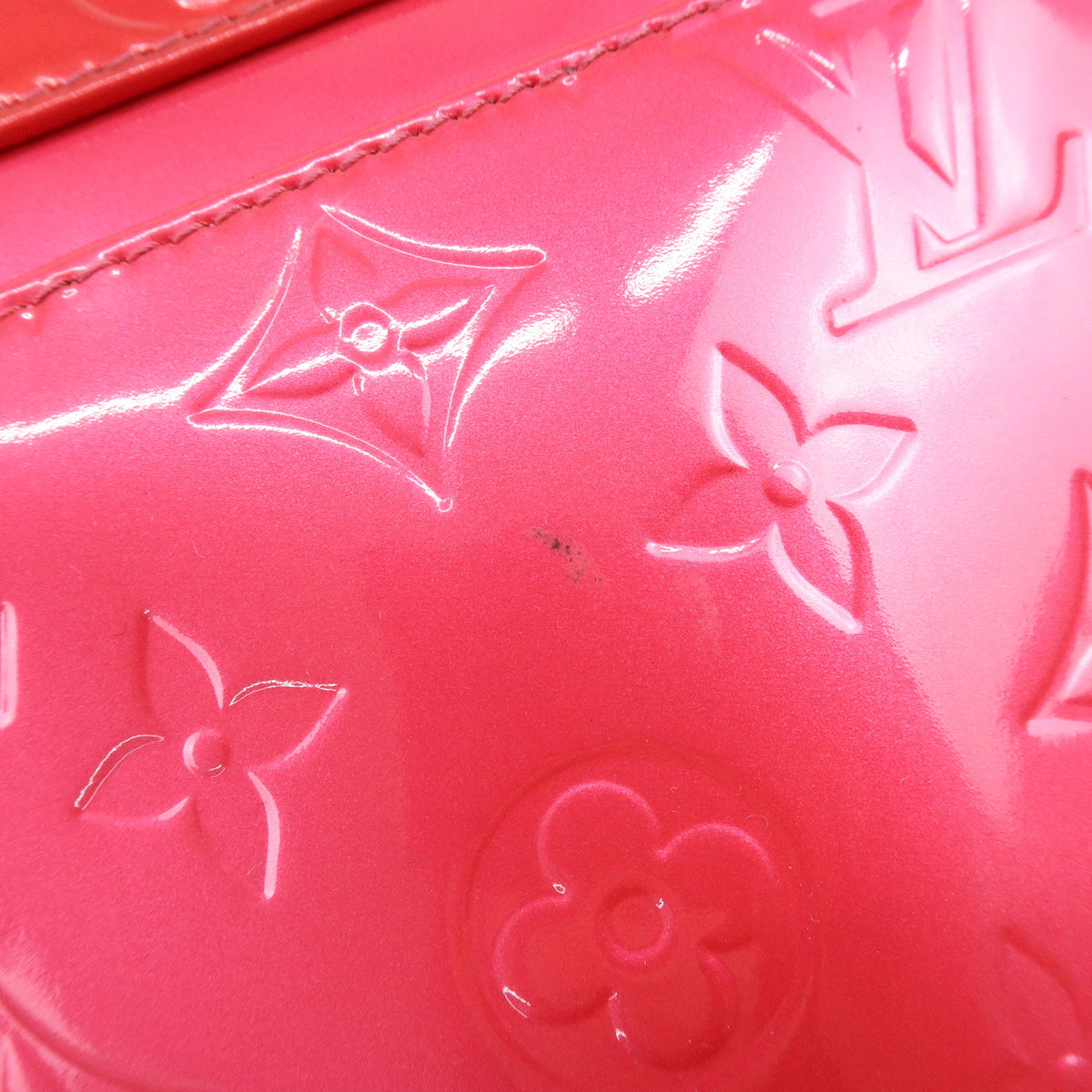 Louis Vuitton Monogram Vernis Sullivan Vertical Fuchsia Pink M91259