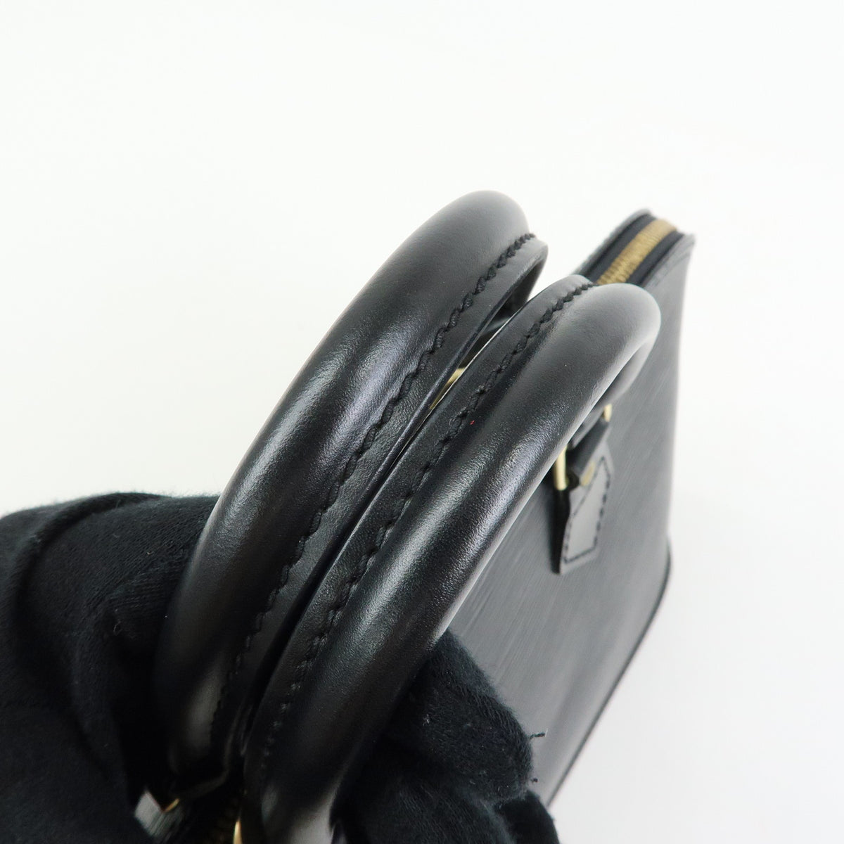 Louis Vuitton Epi Alma PM Leather Hand Bag Noir Black M52142