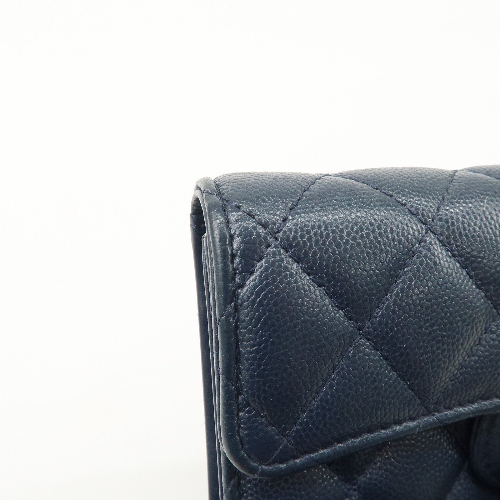 CHANEL Matelasse Caviarskin Tri-fold Wallet Small Wallet Navy AP0232 Used