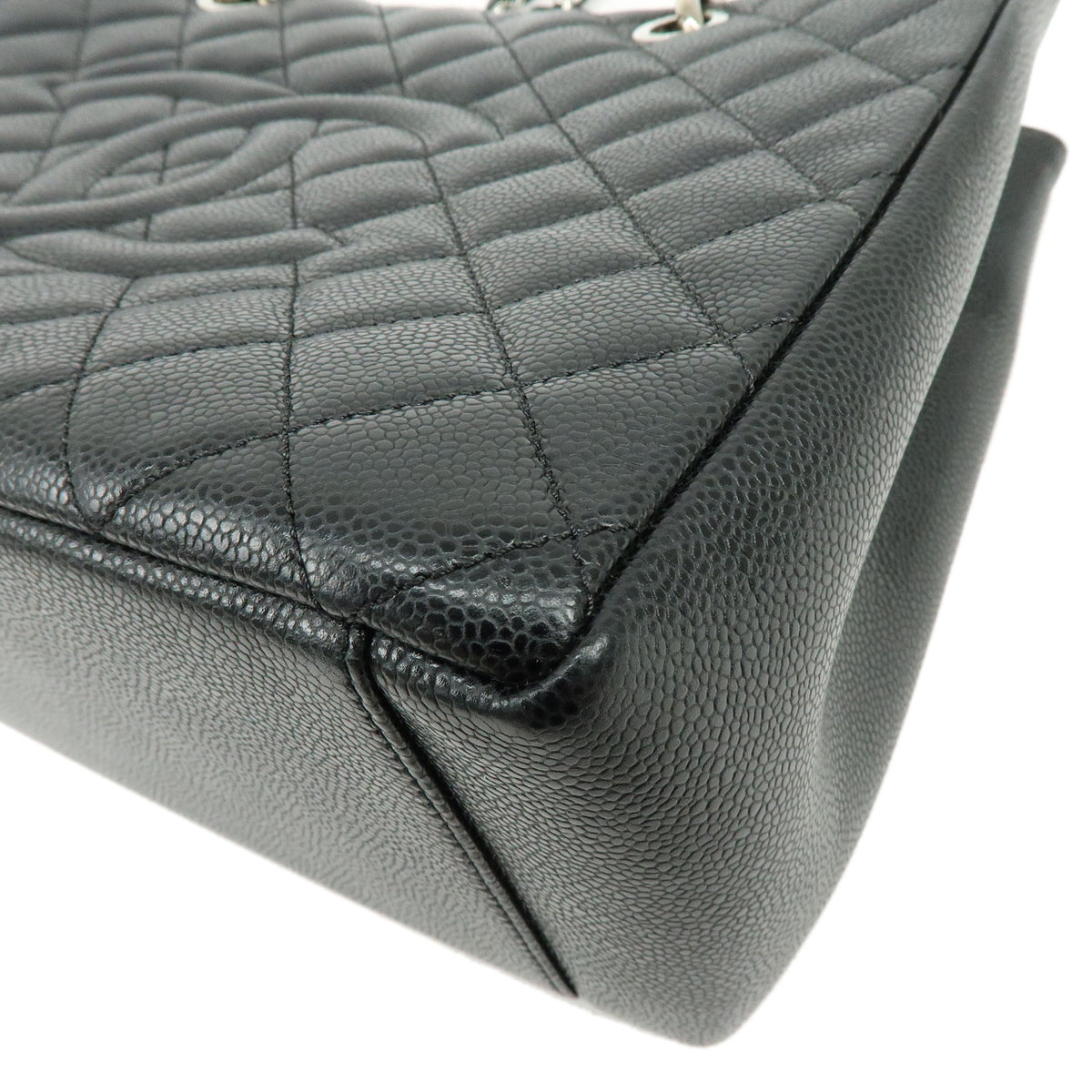 CHANEL GST COCO Mark Matelasse Caviarskin Chain Shoulder Bag A50995