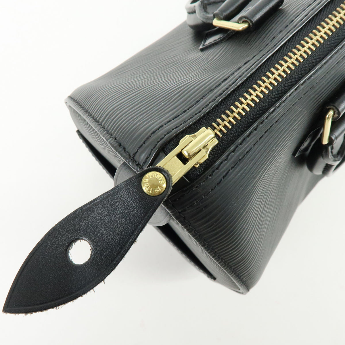 Louis Vuitton Epi Leather Speedy 25 Hand Bag Boston Bag Noir M59032