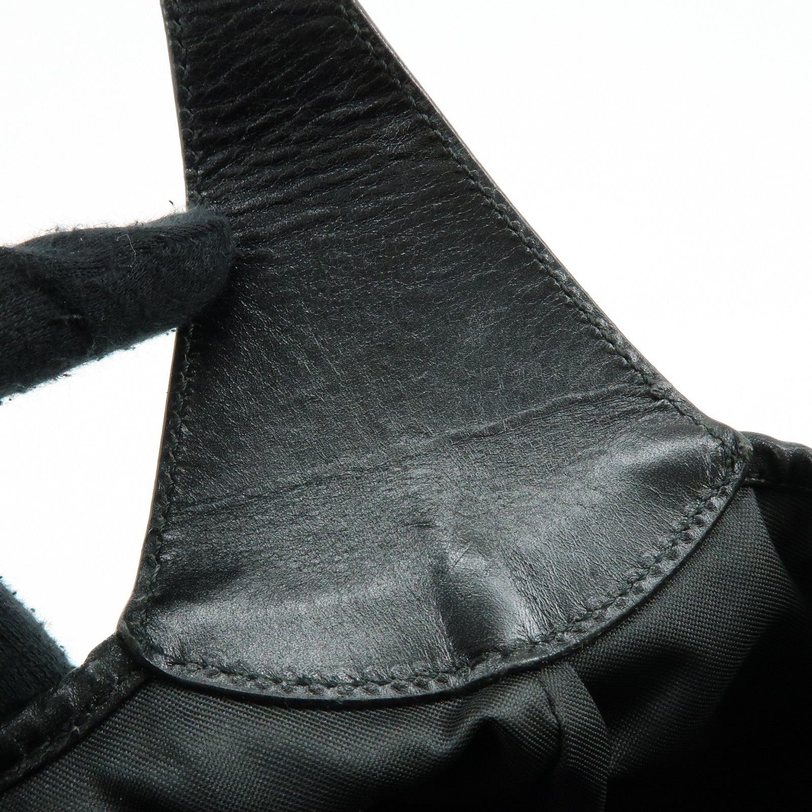 GUCCI Jackie GG Canvas Leather Shoulder Bag Black 001・3306