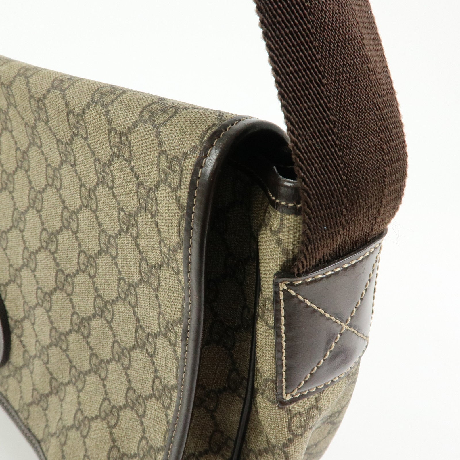 GUCCI Interlocking G GG Supreme Leather Shoulder Bag Brown 223661