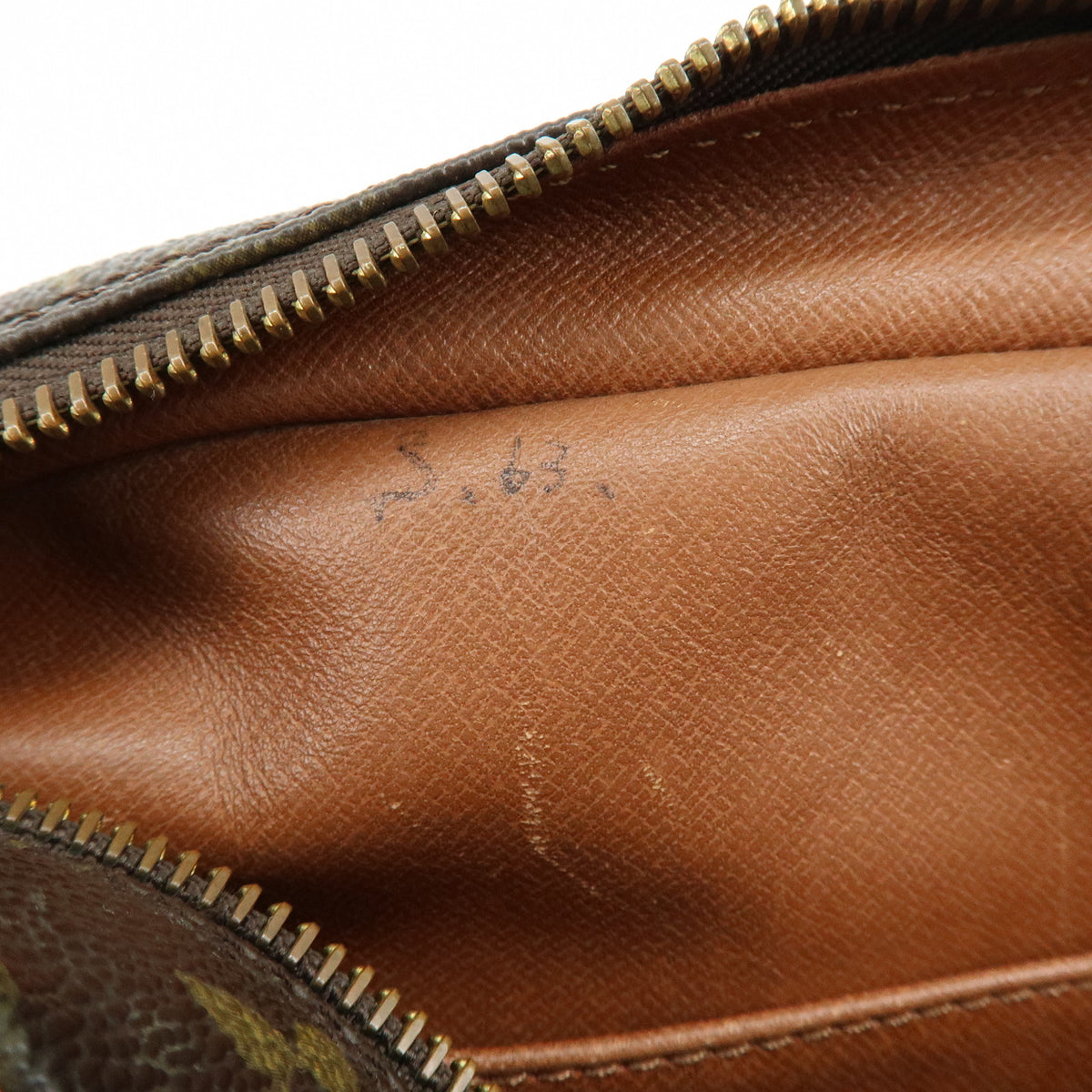 Louis Vuitton Monogram Compiegne 28 Pouch Clutch Bag Brown M51845