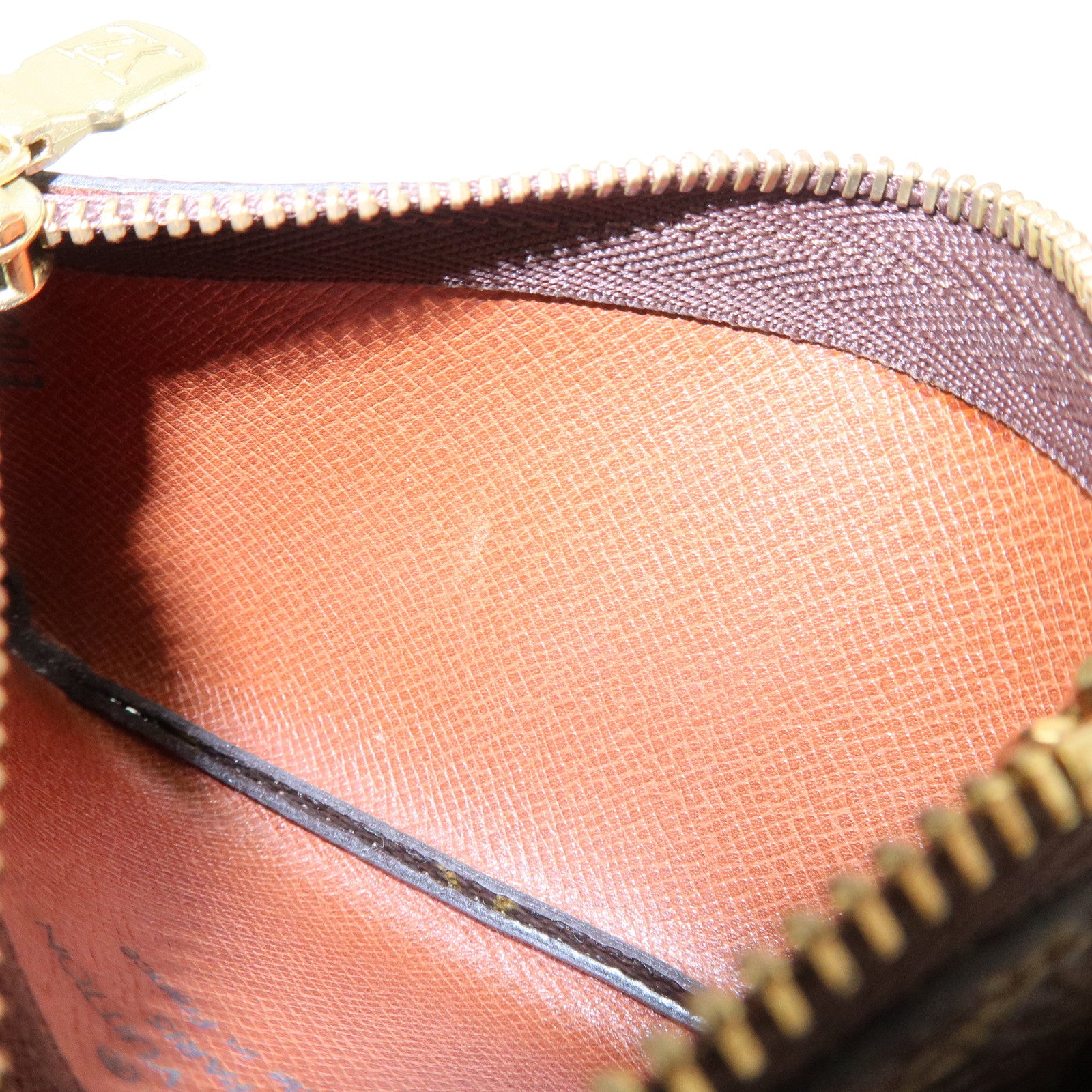 Louis Vuitton Monogram Pochette Cles Coin Case Key Case M62650
