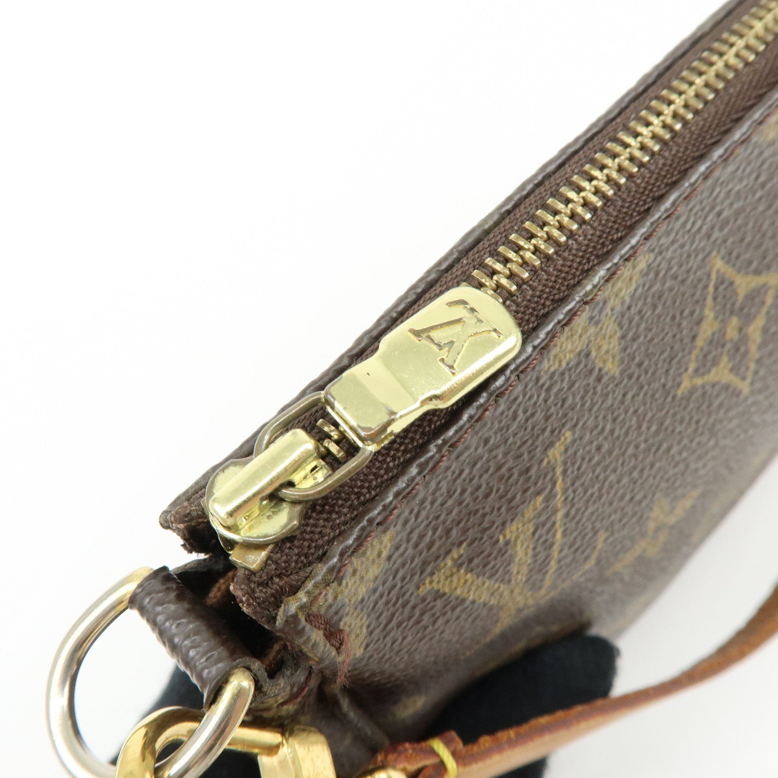 Louis Vuitton Monogram Pochette Accessoires Pouch Hand Bag M51980