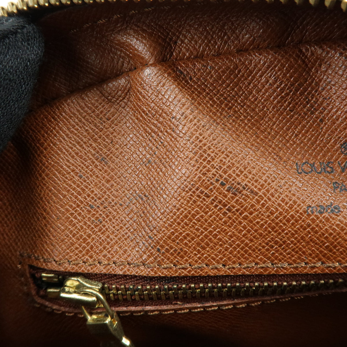 Louis Vuitton Monogram Blois Crossbody Shoulder Bag Brown M51221