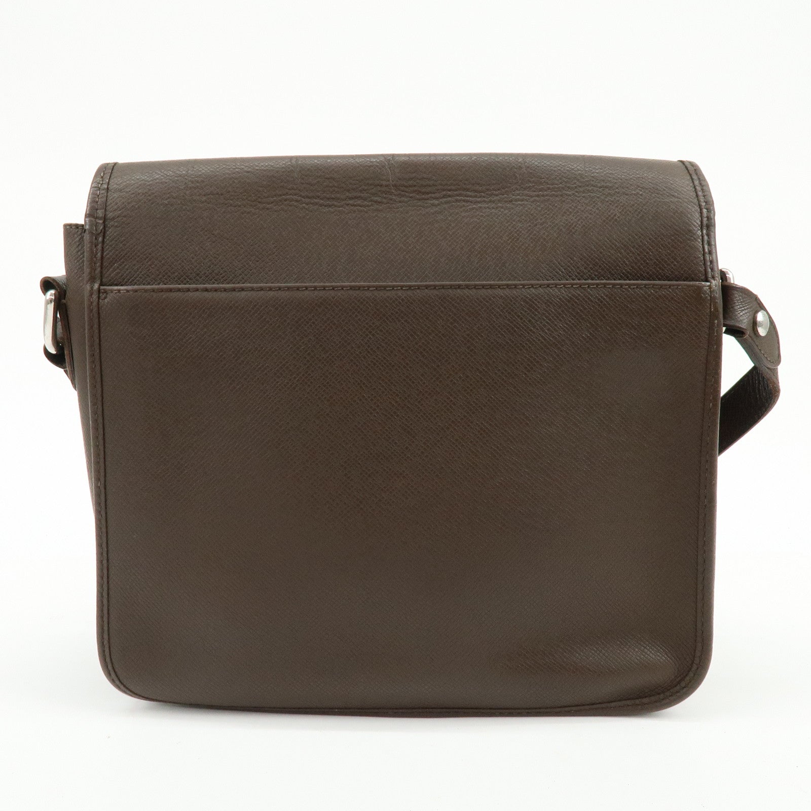 Louis Vuitton Taiga Andrei Shoulder Bag Crossbody Bag Grisly M32488