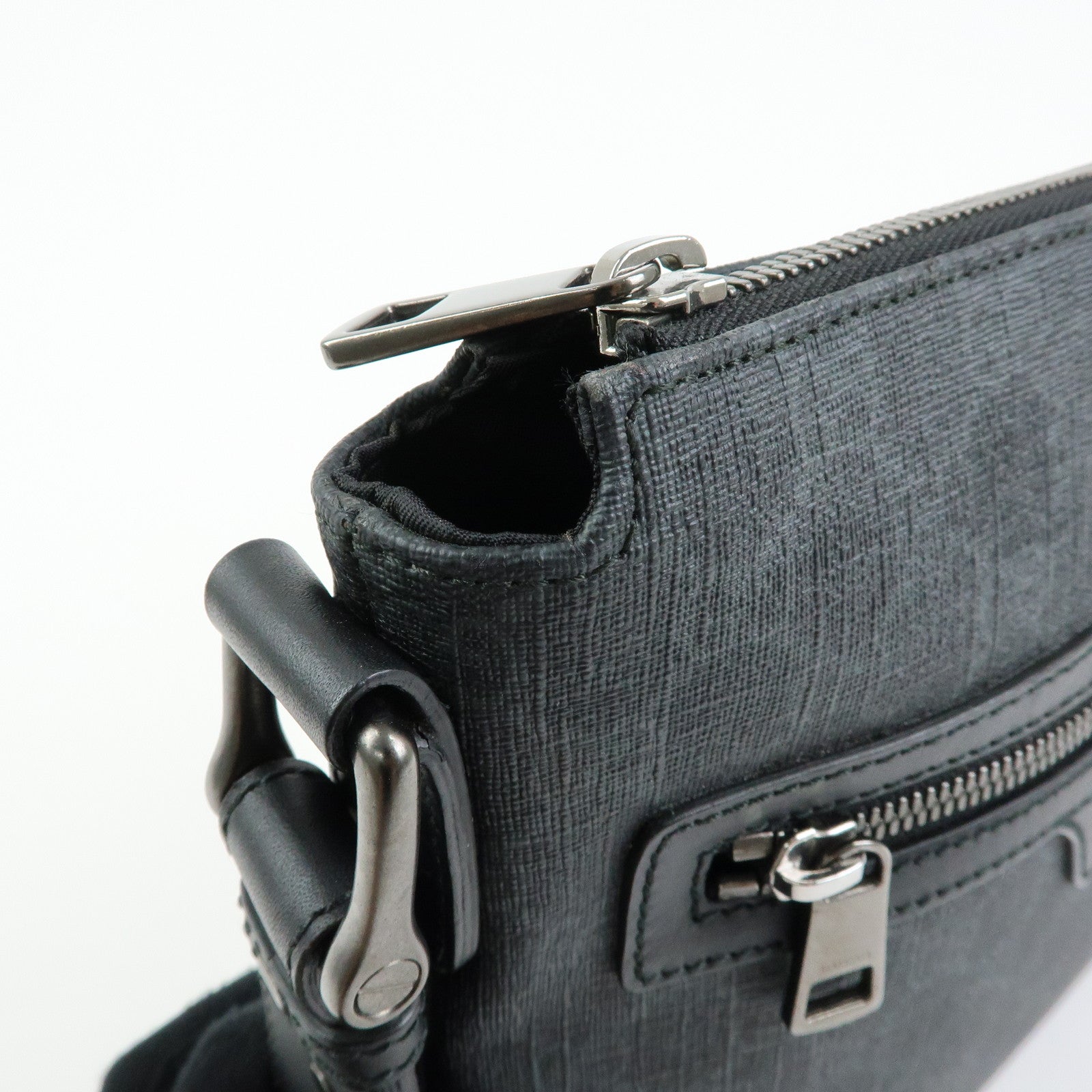 GUCCI GG Supreme Leather Shoulder Bag Crossbody Bag Black 387514