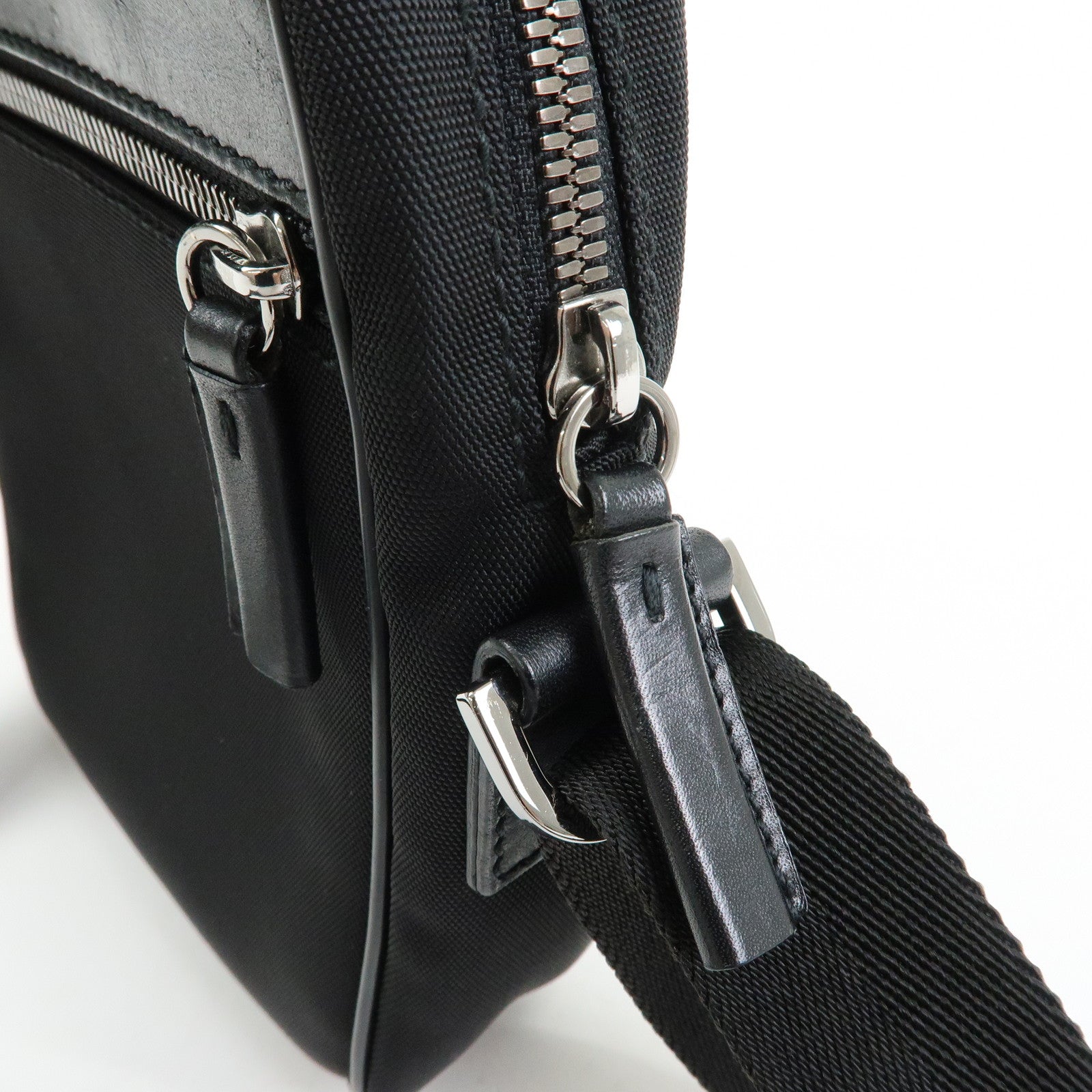 GUCCI Logo Canvas Leather Shoulder Bag Crossbody Bag Black 101680