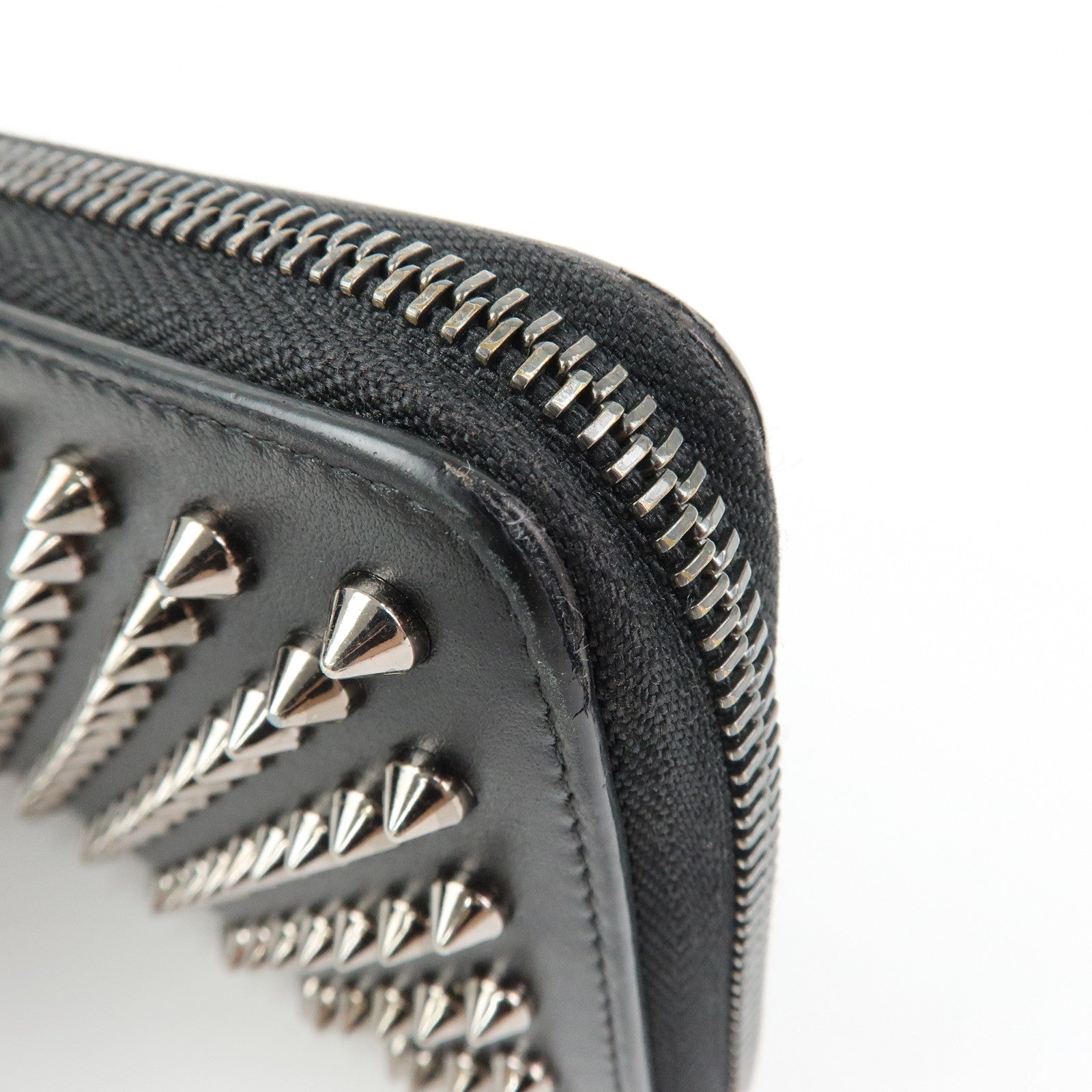 Christian Louboutin Studs Leather Round Zippy Compact Wallet Black