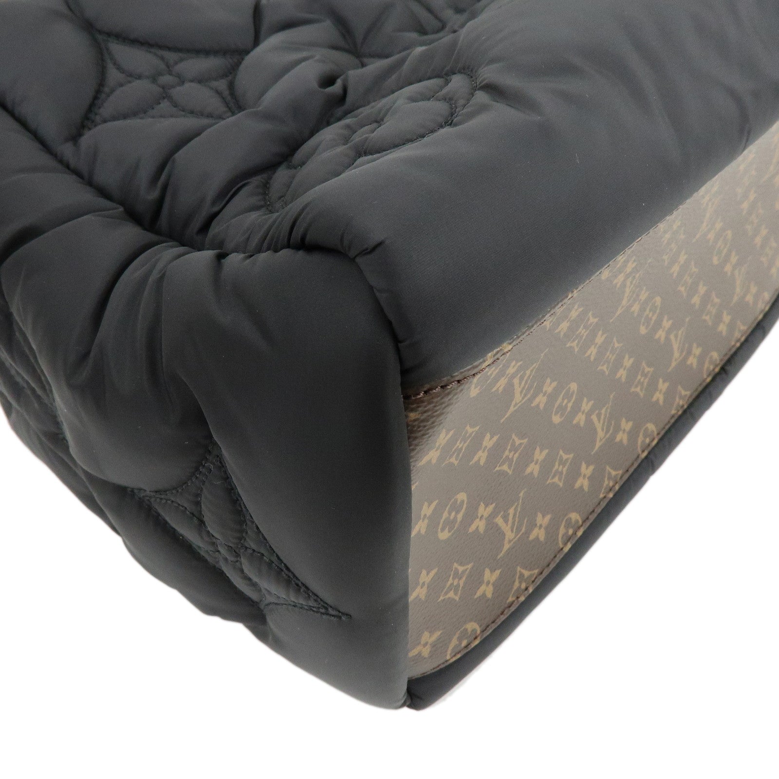 Louis Vuitton Monogram LV Pillow OnTheGo MM Econyl 2Way Bag M21069