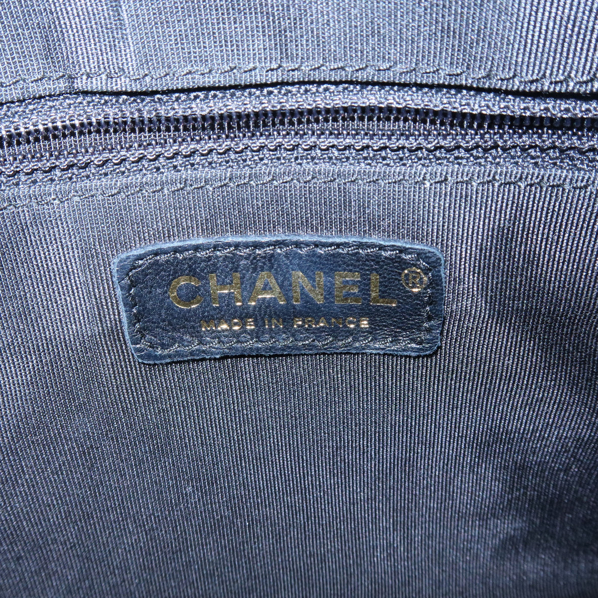 CHANEL Matelasse Caviarskin Chain Shoulder Bag Black A22476