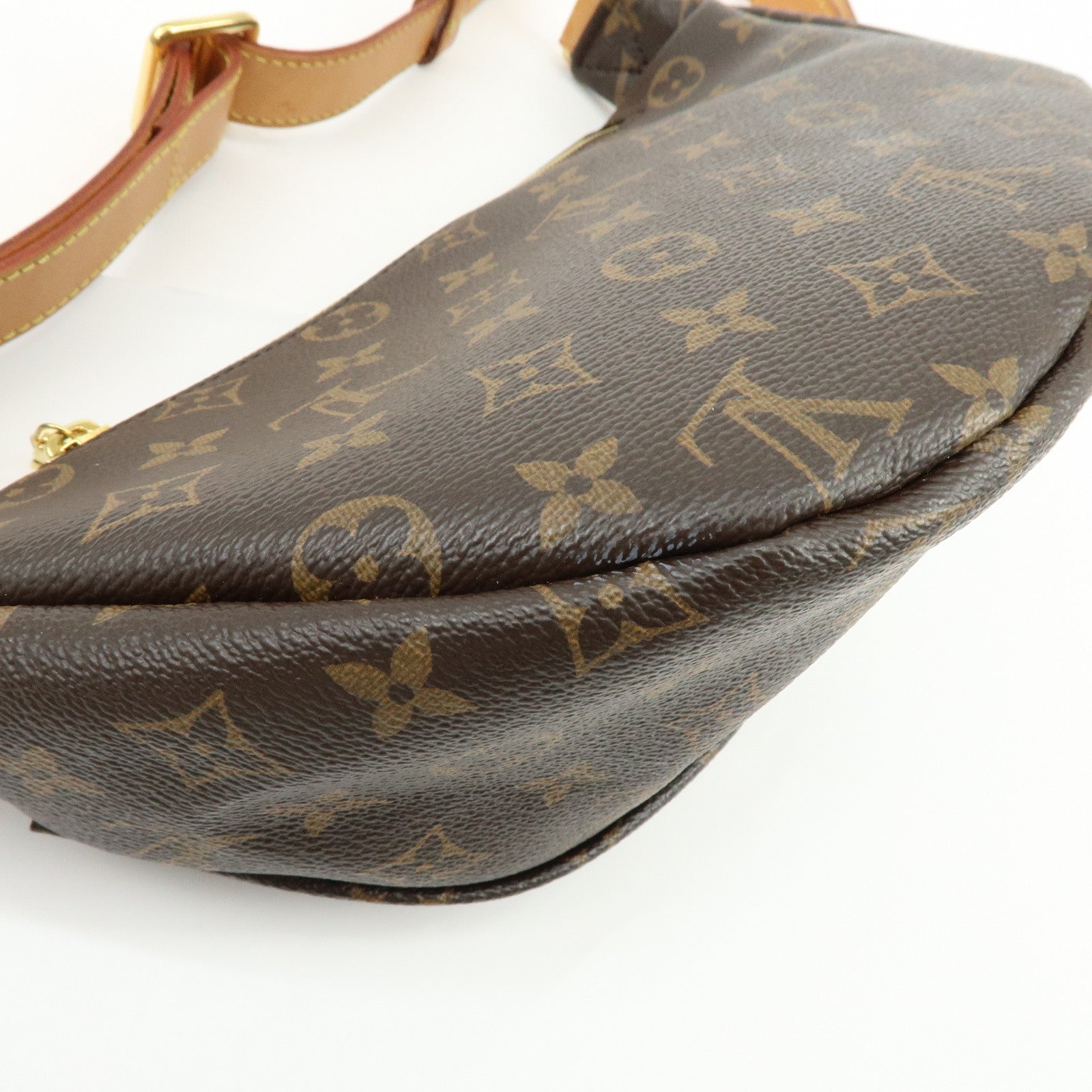 Louis Vuitton Monogram Bum Bag Crossbody Shoulder Bag Brown M43644