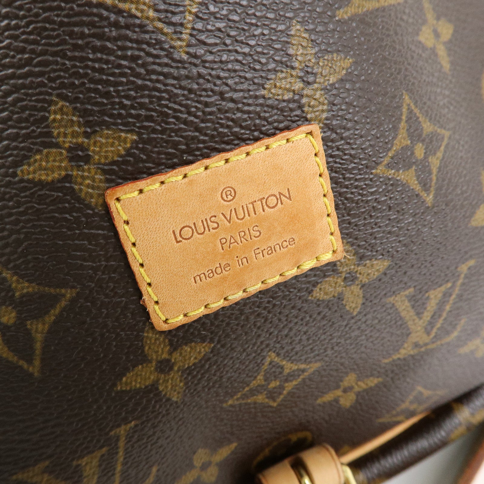 Louis Vuitton Monogram Saumur 30 Shoulder Crossbody Bag Brown M42256