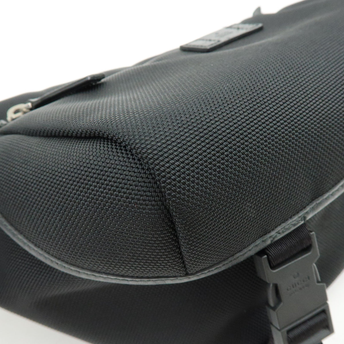 GUCCI Sherry Canavas Leather Waist Pouch Body Bag Black 353409