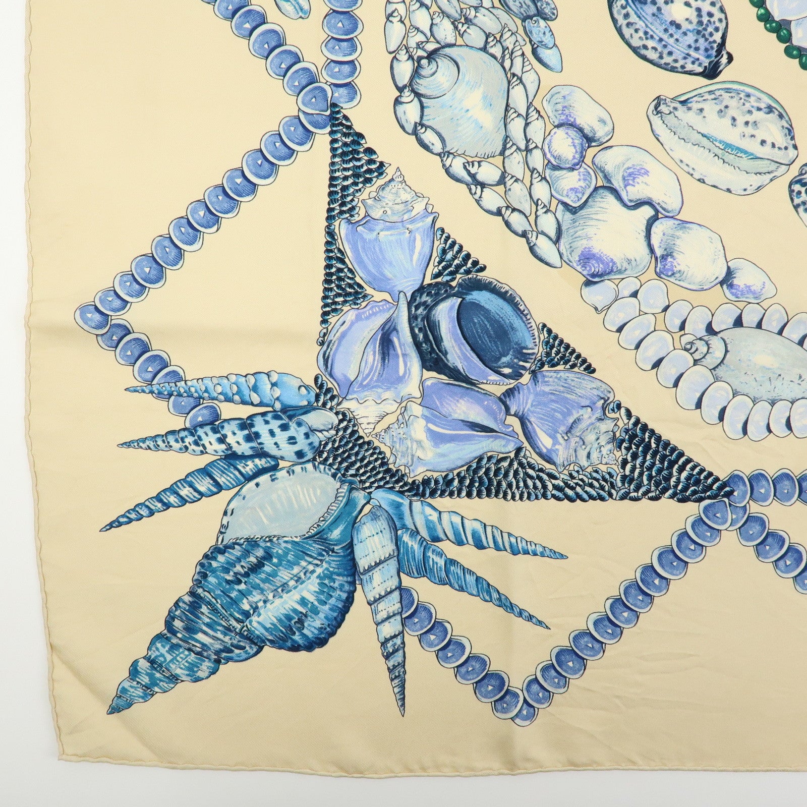 HERMES Carre 90 Silk 100% Scarf Rocaille Seashell Motif Beige Blue