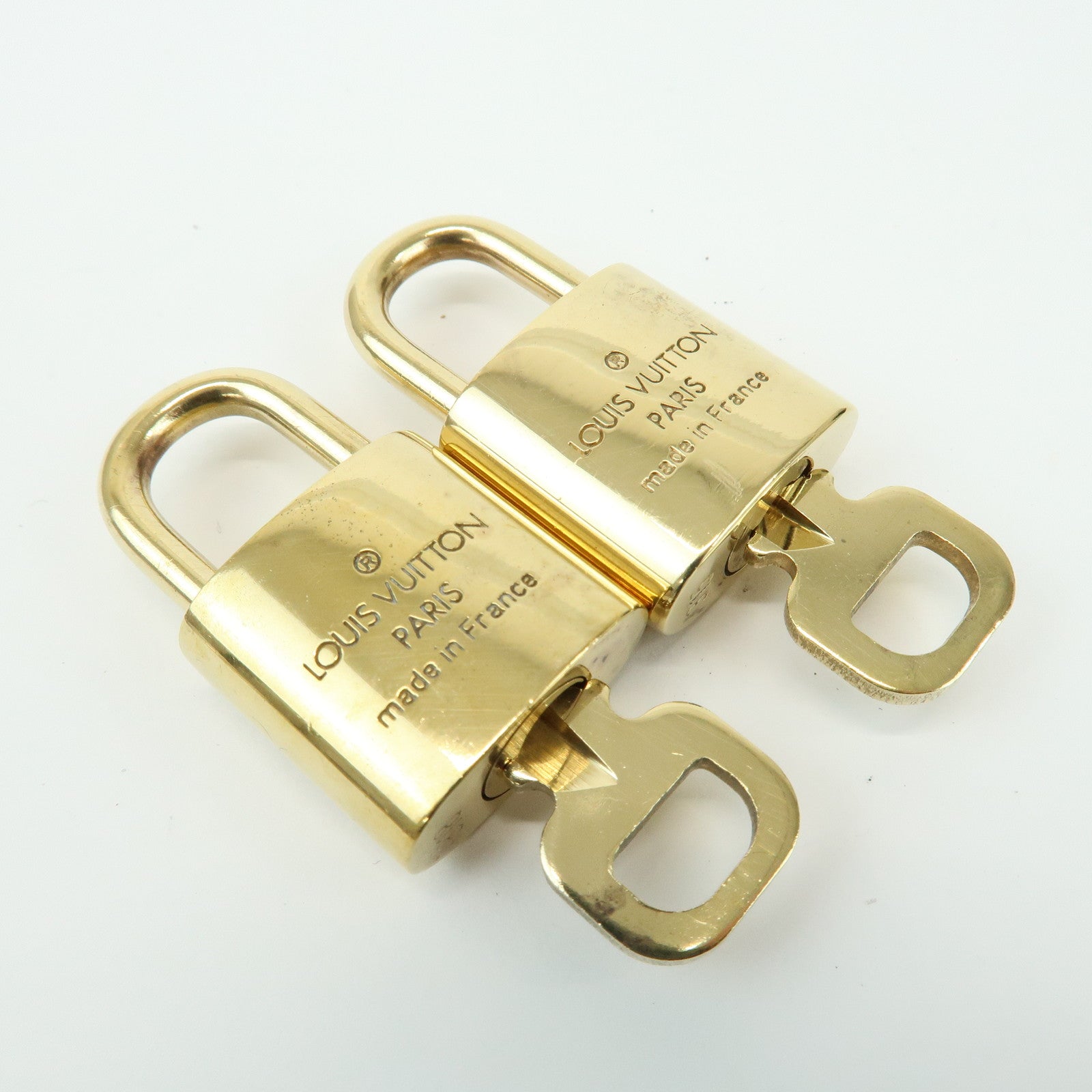 Louis Vuitton Set of 10 Lock & Key Cadena Key Lock