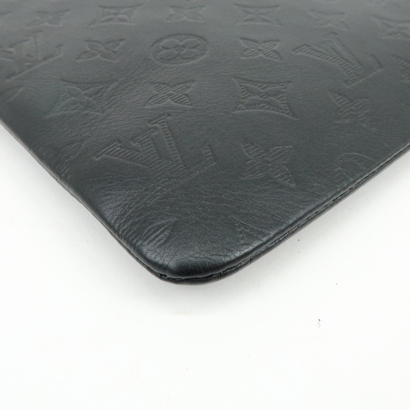 Louis Vuitton Monogram Shadow Pochette Discovery Cluth Bag Black M62903