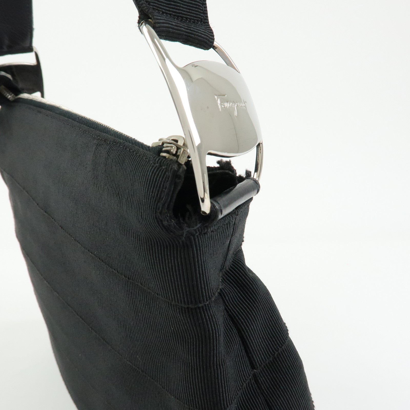 Ferragamo Vara Canvas Leather Shoulder Bag Hand Bag Black